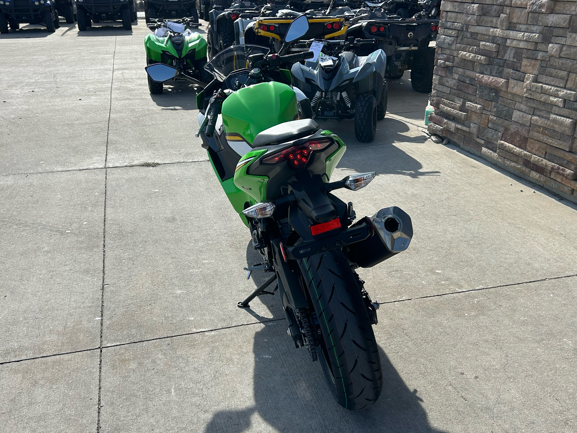 2025 Kawasaki Ninja 500 KRT Edition in Columbia, Missouri - Photo 4