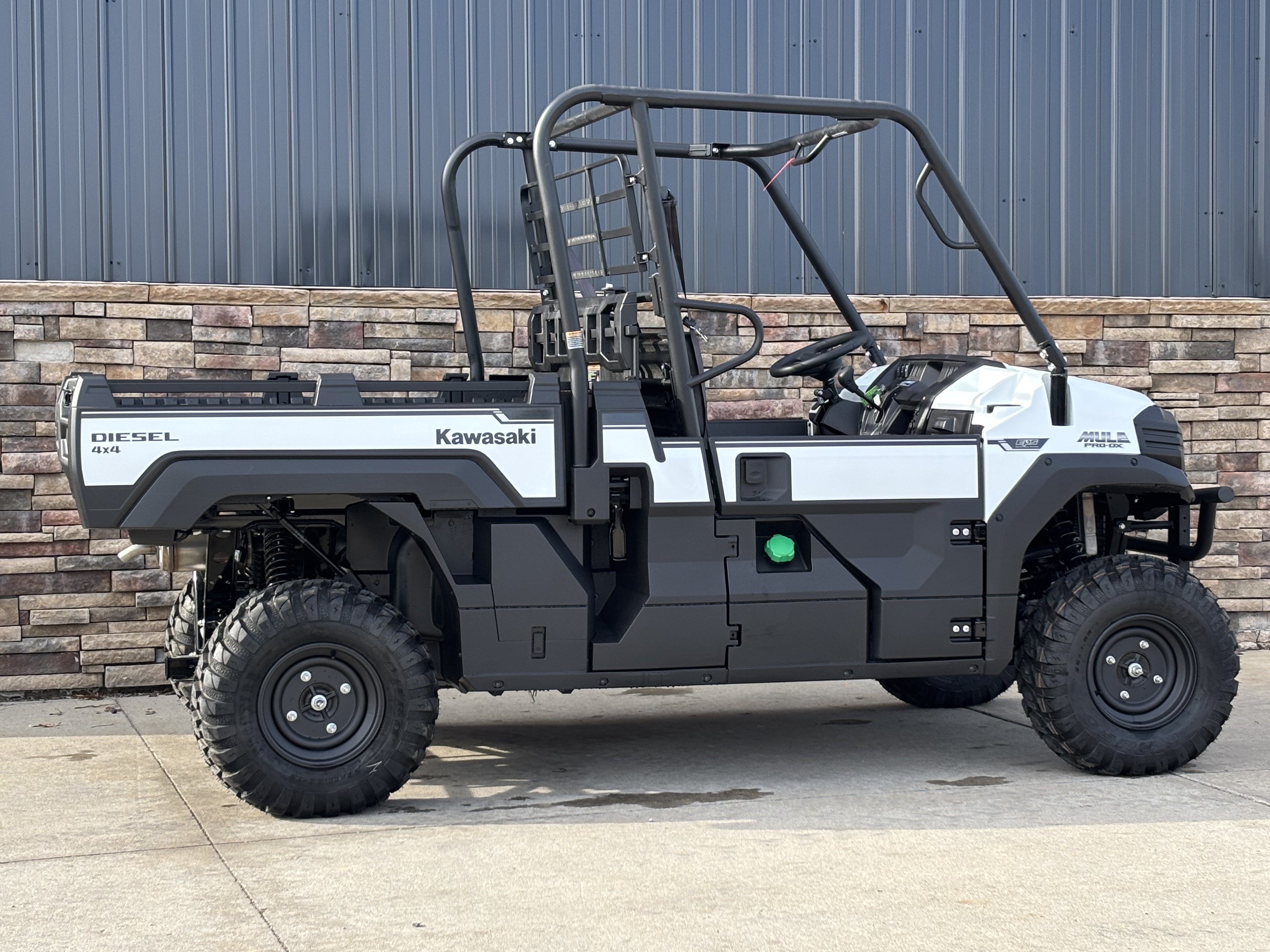 2025 Kawasaki MULE PRO-DX EPS in Columbia, Missouri - Photo 3