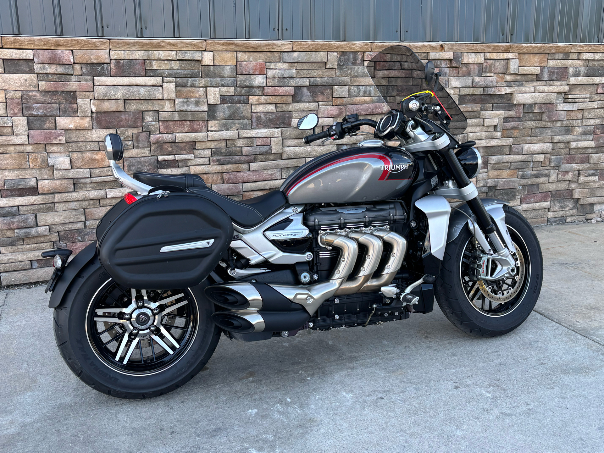 2022 Triumph Rocket 3 GT in Columbia, Missouri - Photo 2