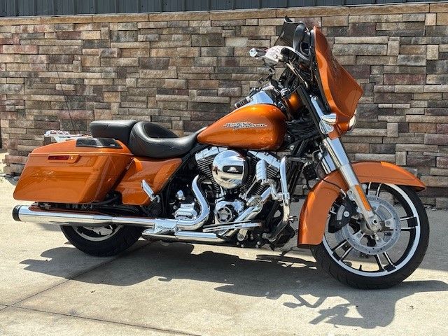 2015 Harley-Davidson Street Glide® Special in Columbia, Missouri - Photo 4