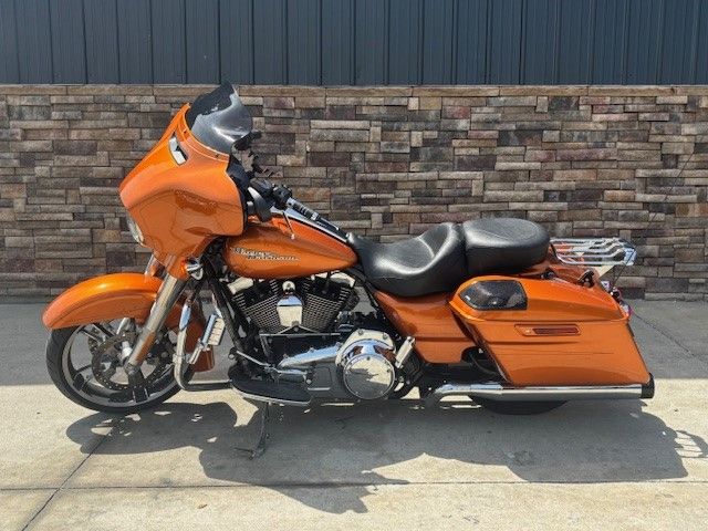 2015 Harley-Davidson Street Glide® Special in Columbia, Missouri - Photo 16