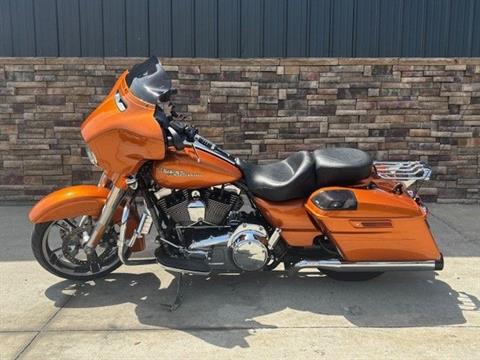 2015 Harley-Davidson Street Glide® Special in Columbia, Missouri - Photo 16