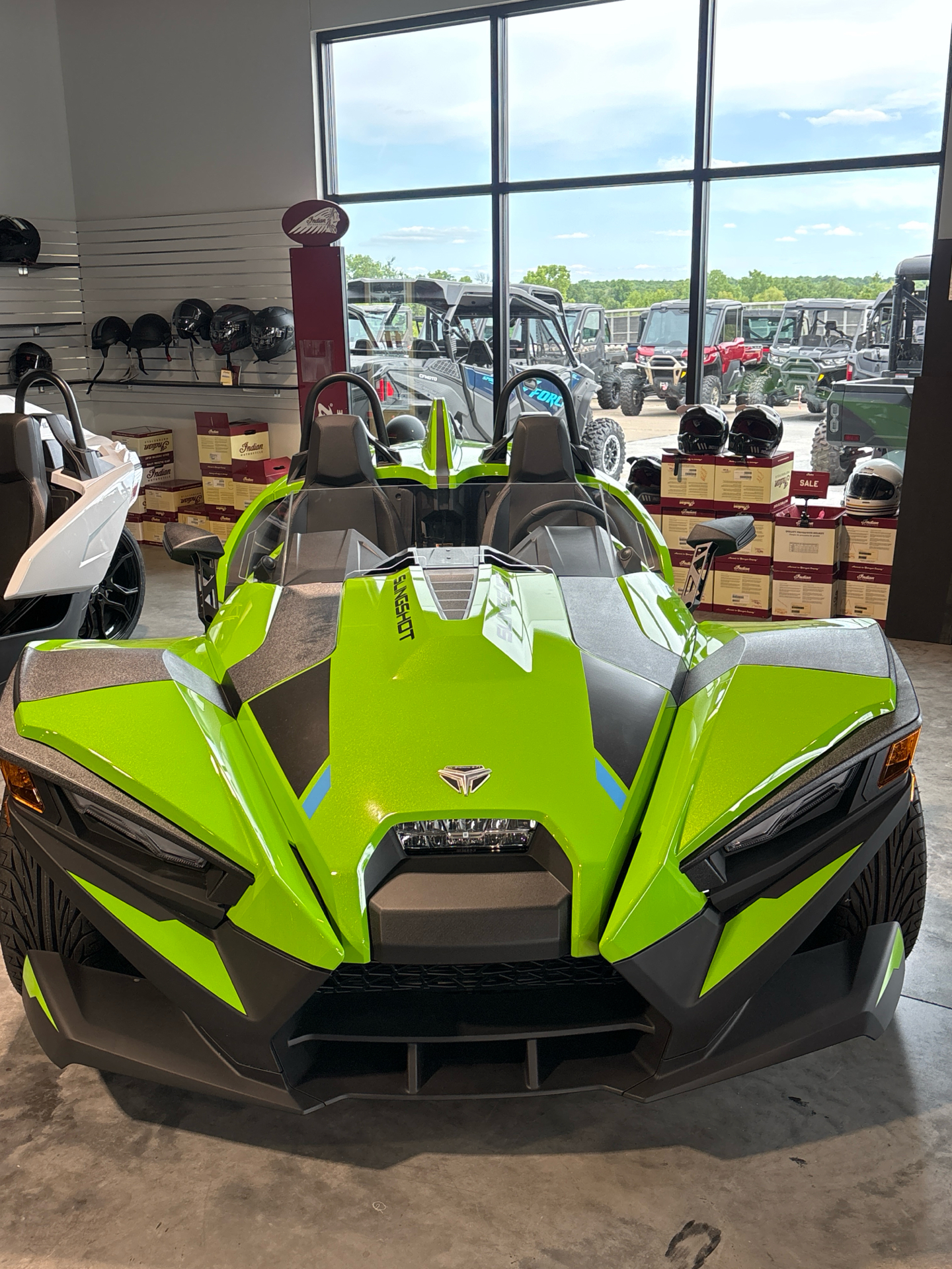 2025 Slingshot Slingshot SL - AutoDrive in Columbia, Missouri - Photo 4