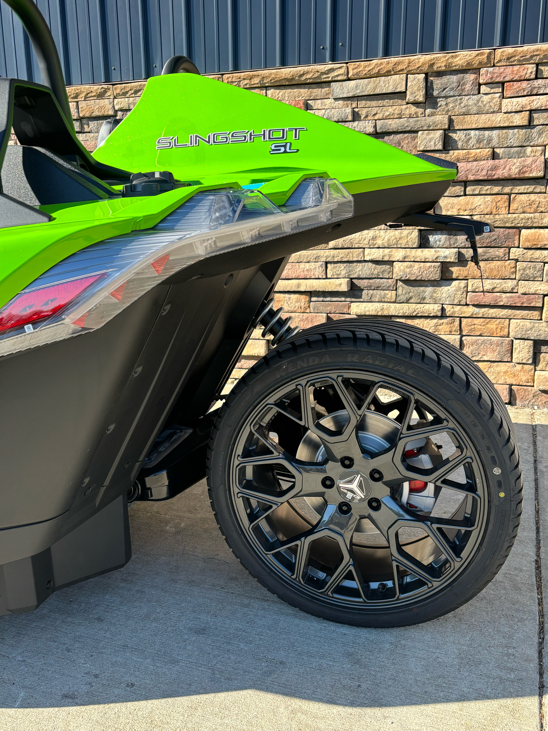 2025 Slingshot Slingshot SL - AutoDrive in Columbia, Missouri - Photo 13