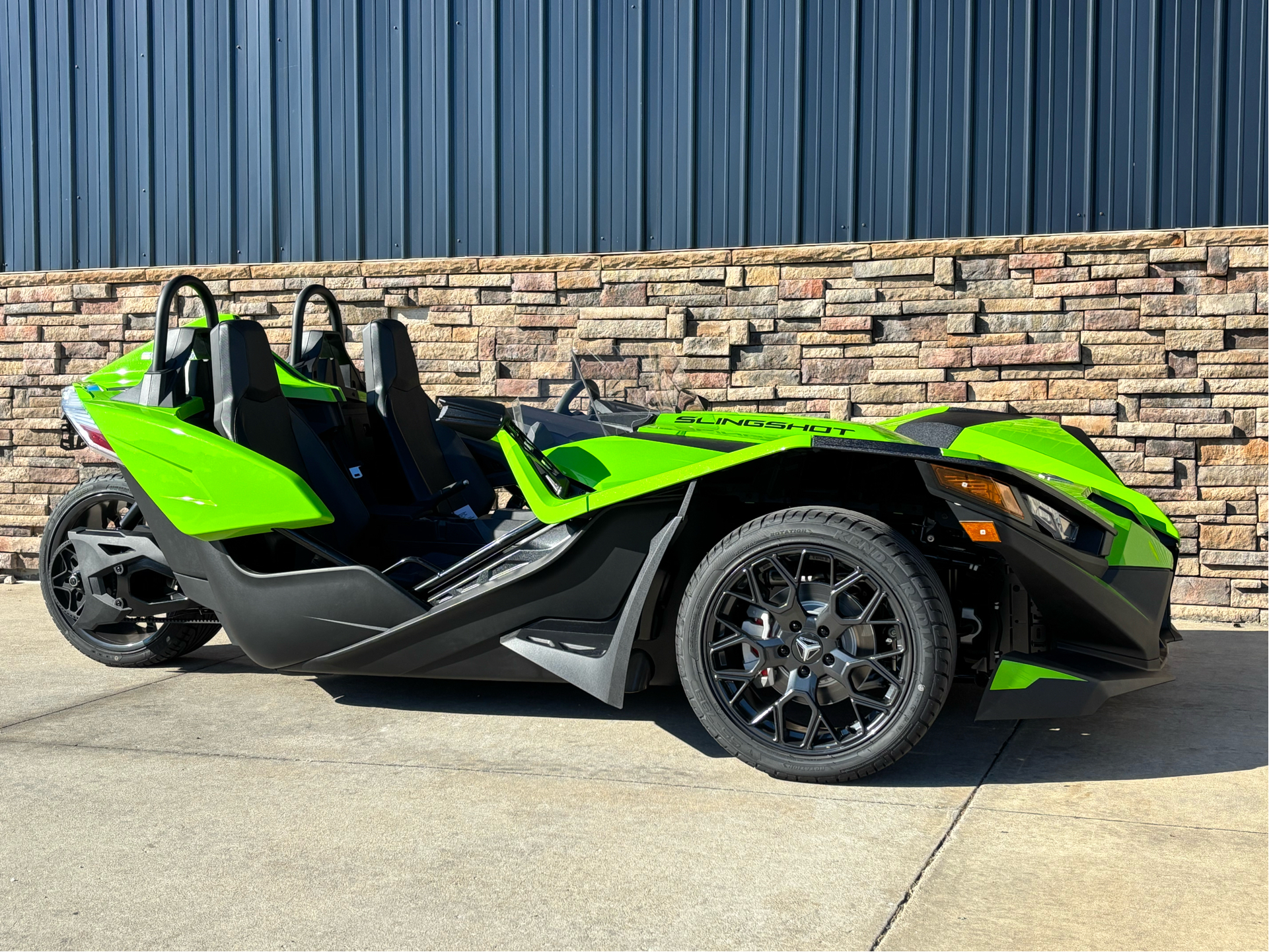 2025 Slingshot Slingshot SL - AutoDrive in Columbia, Missouri - Photo 3