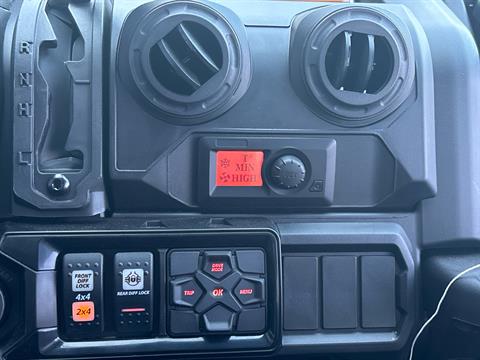 2025 Can-Am Defender Limited in Columbia, Missouri - Photo 8