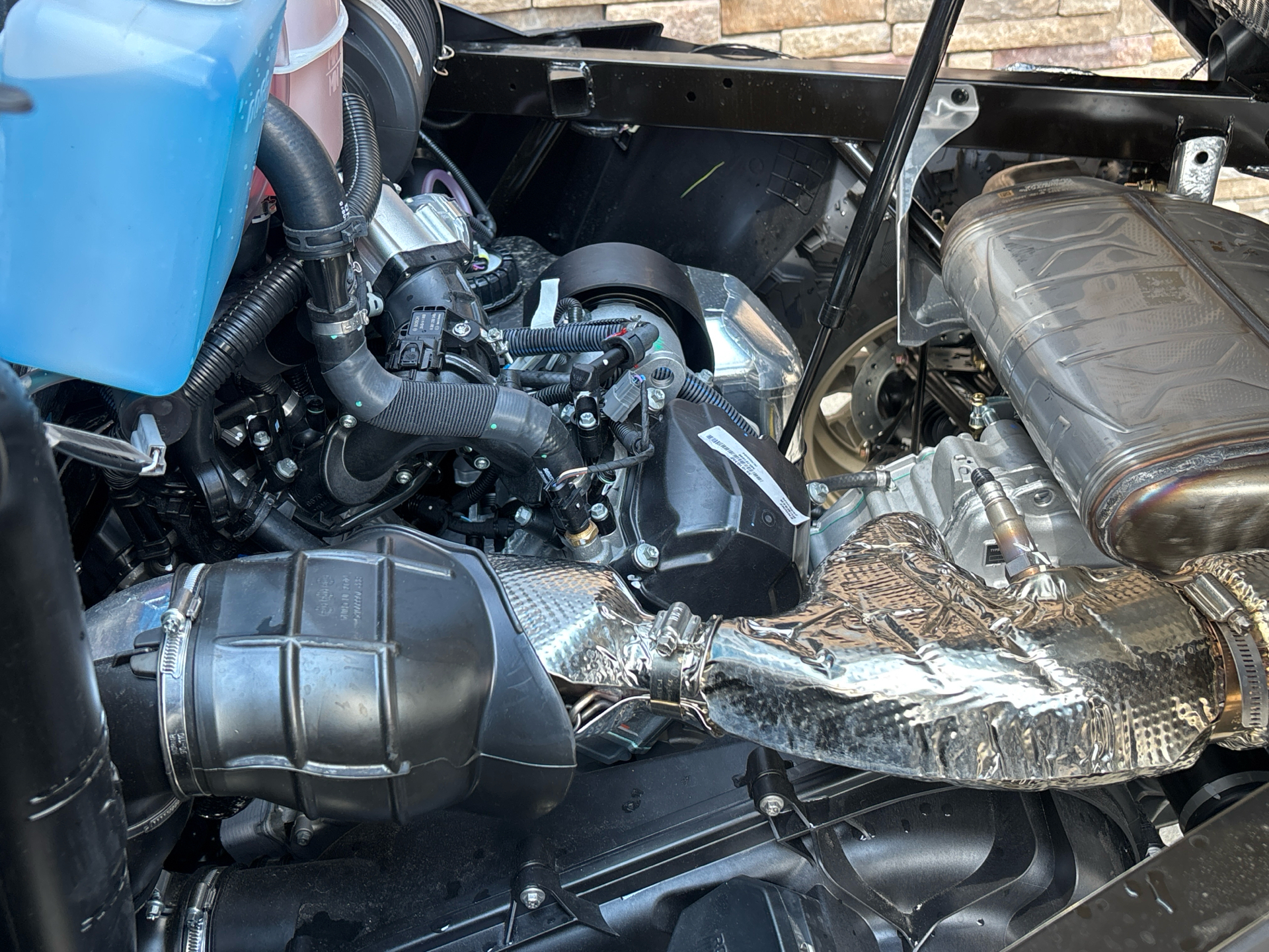2025 Can-Am Defender Limited in Columbia, Missouri - Photo 4