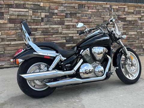 2007 Honda VTX™1300C in Columbia, Missouri - Photo 2