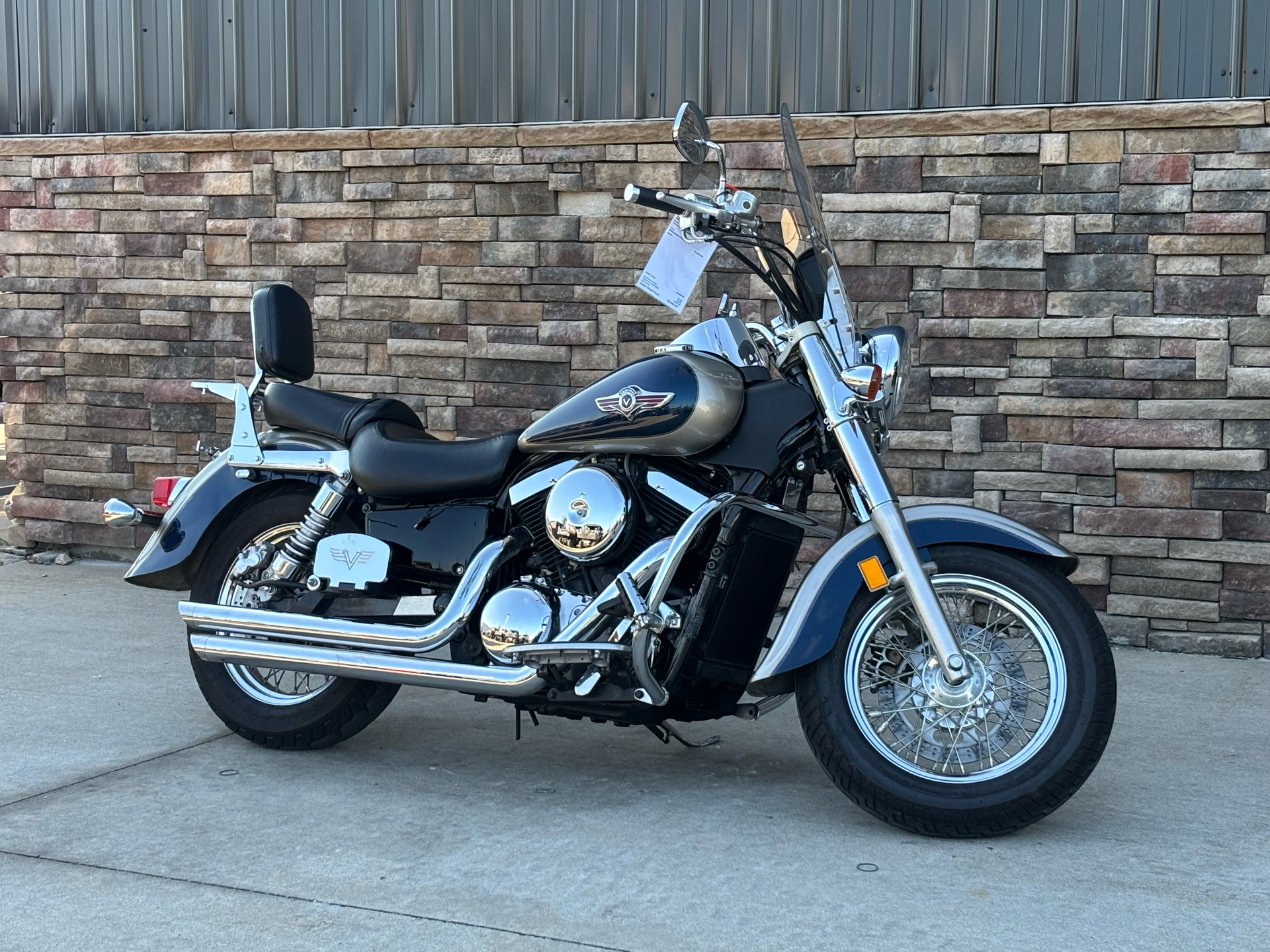 2007 Kawasaki Vulcan® 1500 Classic in Columbia, Missouri - Photo 3