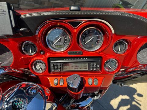 2013 Harley-Davidson CVO™ Ultra Classic® Electra Glide® in Columbia, Missouri - Photo 8