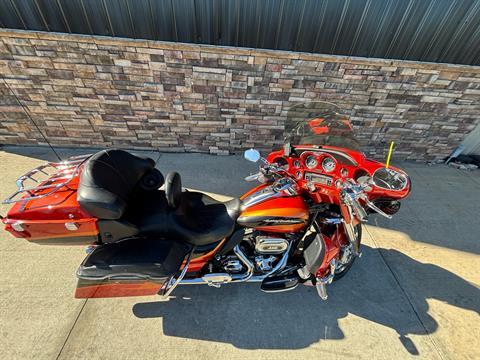 2013 Harley-Davidson CVO™ Ultra Classic® Electra Glide® in Columbia, Missouri - Photo 10
