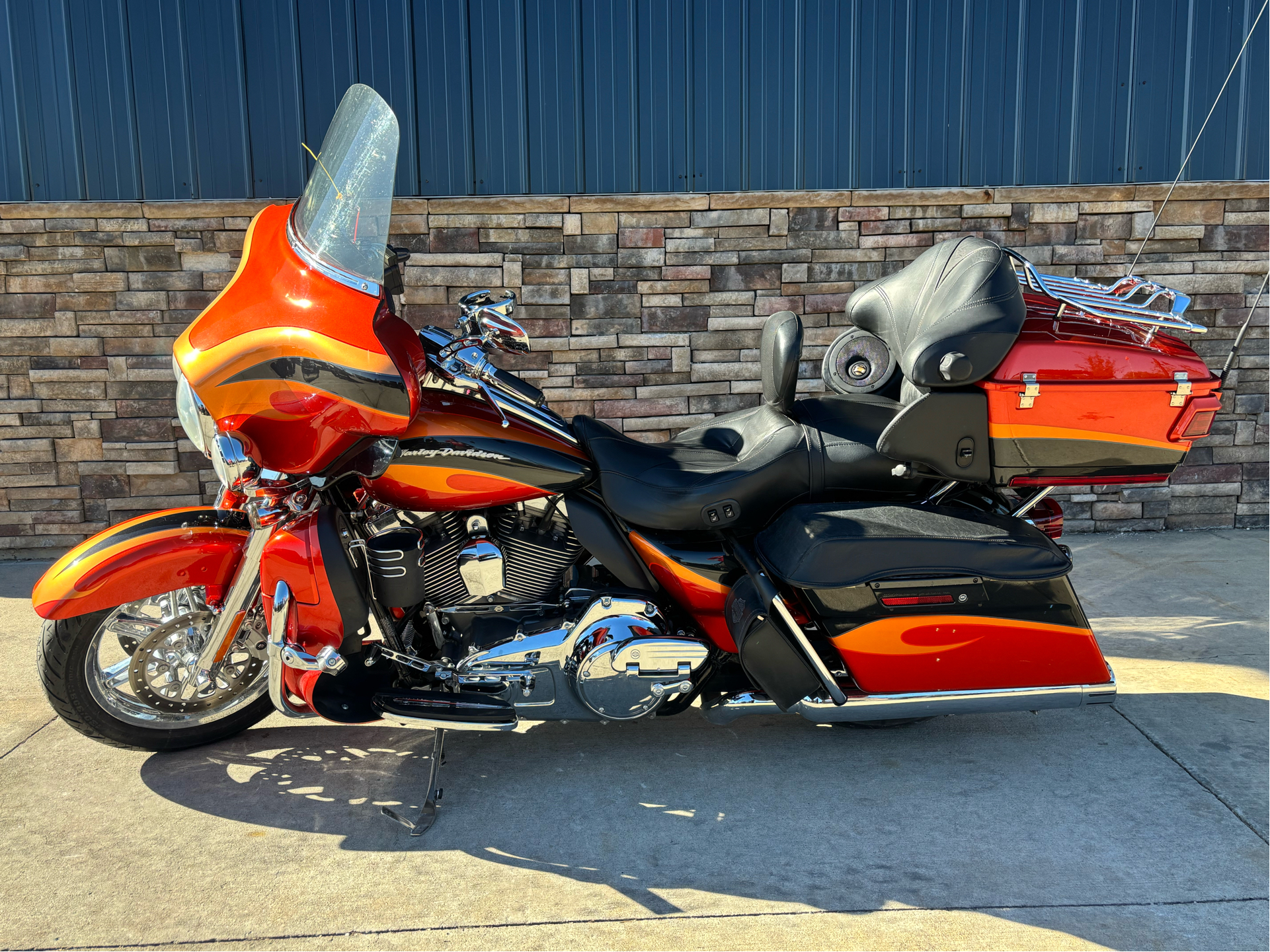 2013 Harley-Davidson CVO™ Ultra Classic® Electra Glide® in Columbia, Missouri - Photo 15