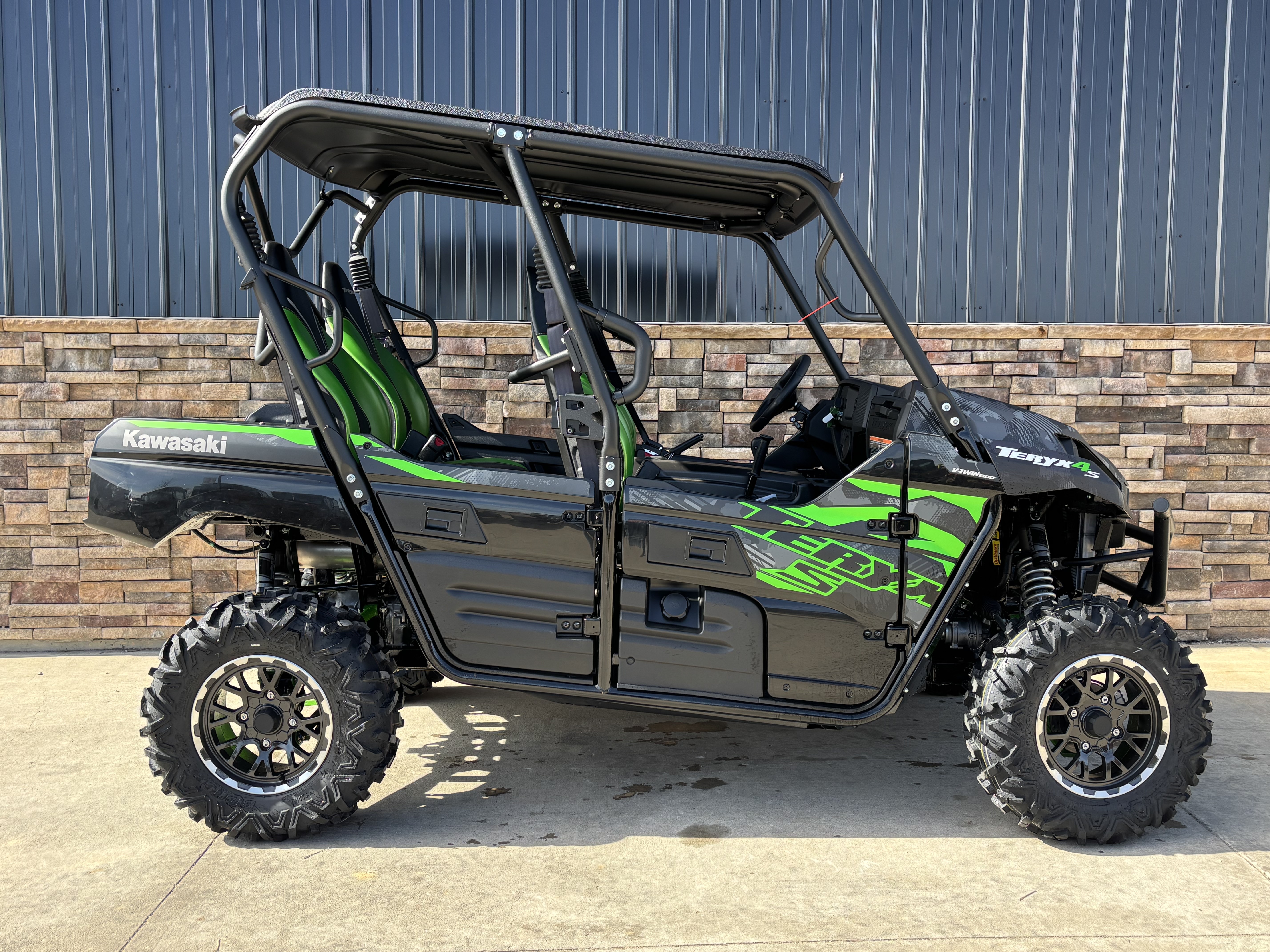 2025 Kawasaki Teryx4 S LE in Columbia, Missouri - Photo 1
