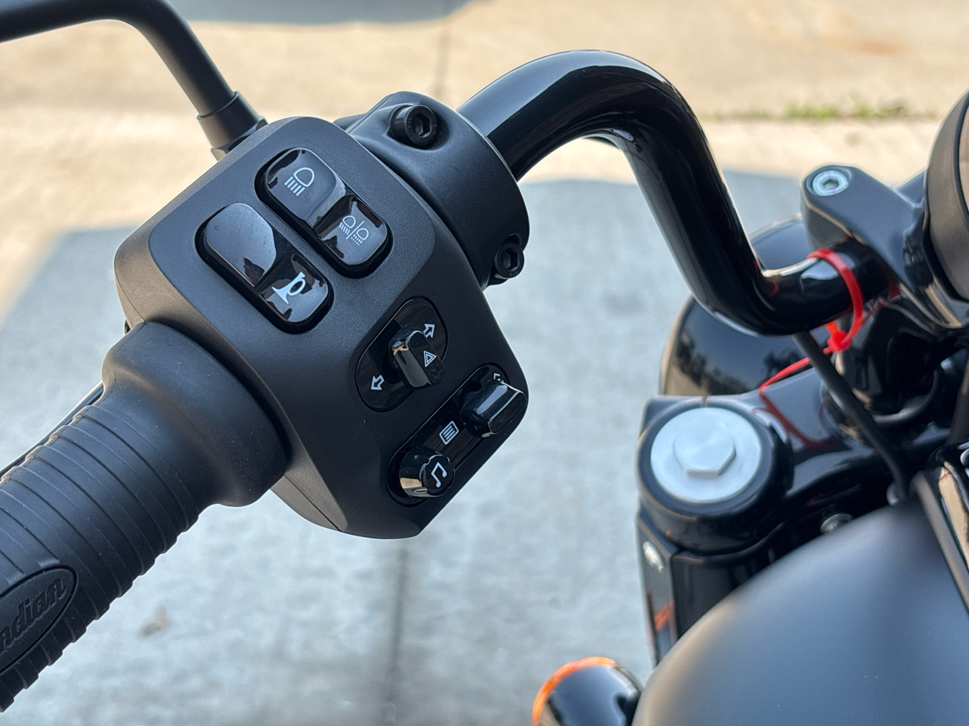 2025 Indian Motorcycle Chief Bobber Dark Horse® in Columbia, Missouri - Photo 7