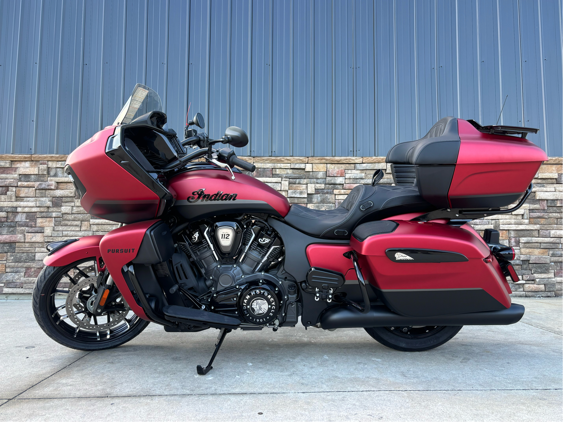 2025 Indian Motorcycle Pursuit® Dark Horse® with 112 in Columbia, Missouri - Photo 14