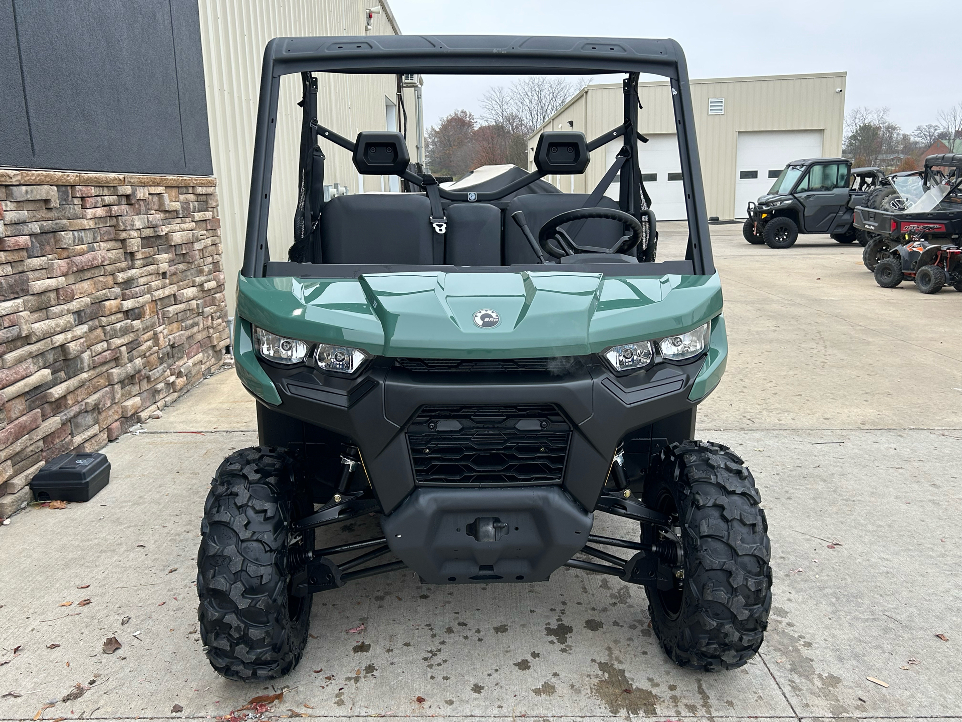 2025 Can-Am Defender DPS HD9 in Columbia, Missouri - Photo 2