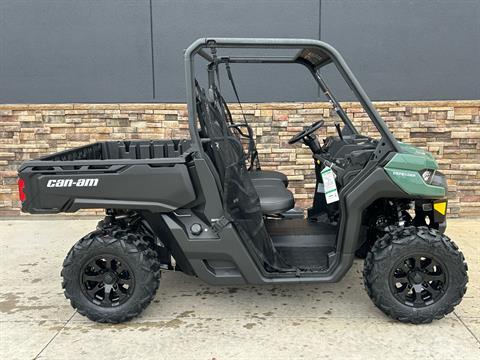 2025 Can-Am Defender DPS HD9 in Columbia, Missouri - Photo 10