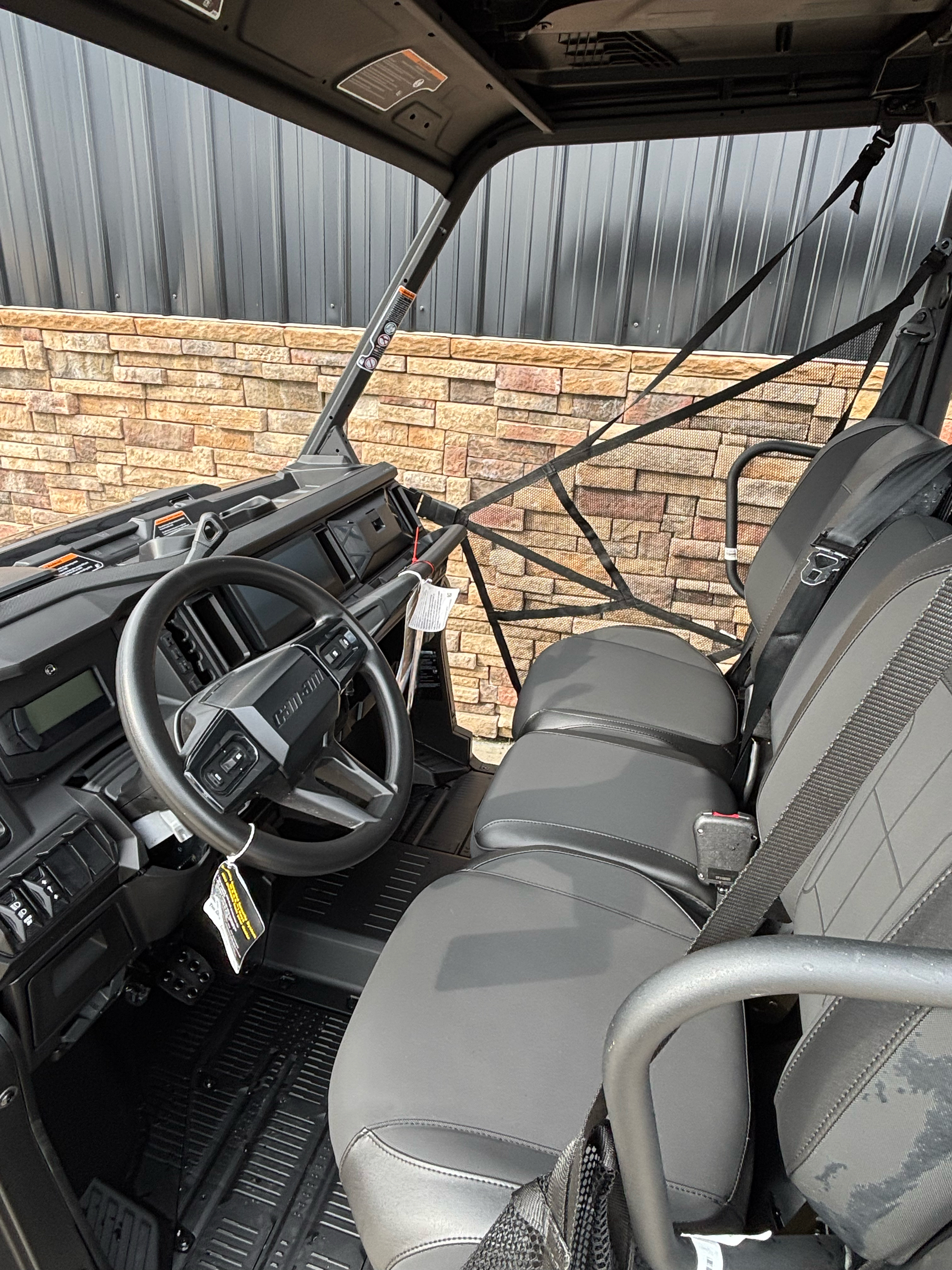 2026 Can-Am Defender MAX XT HD11 in Columbia, Missouri - Photo 17