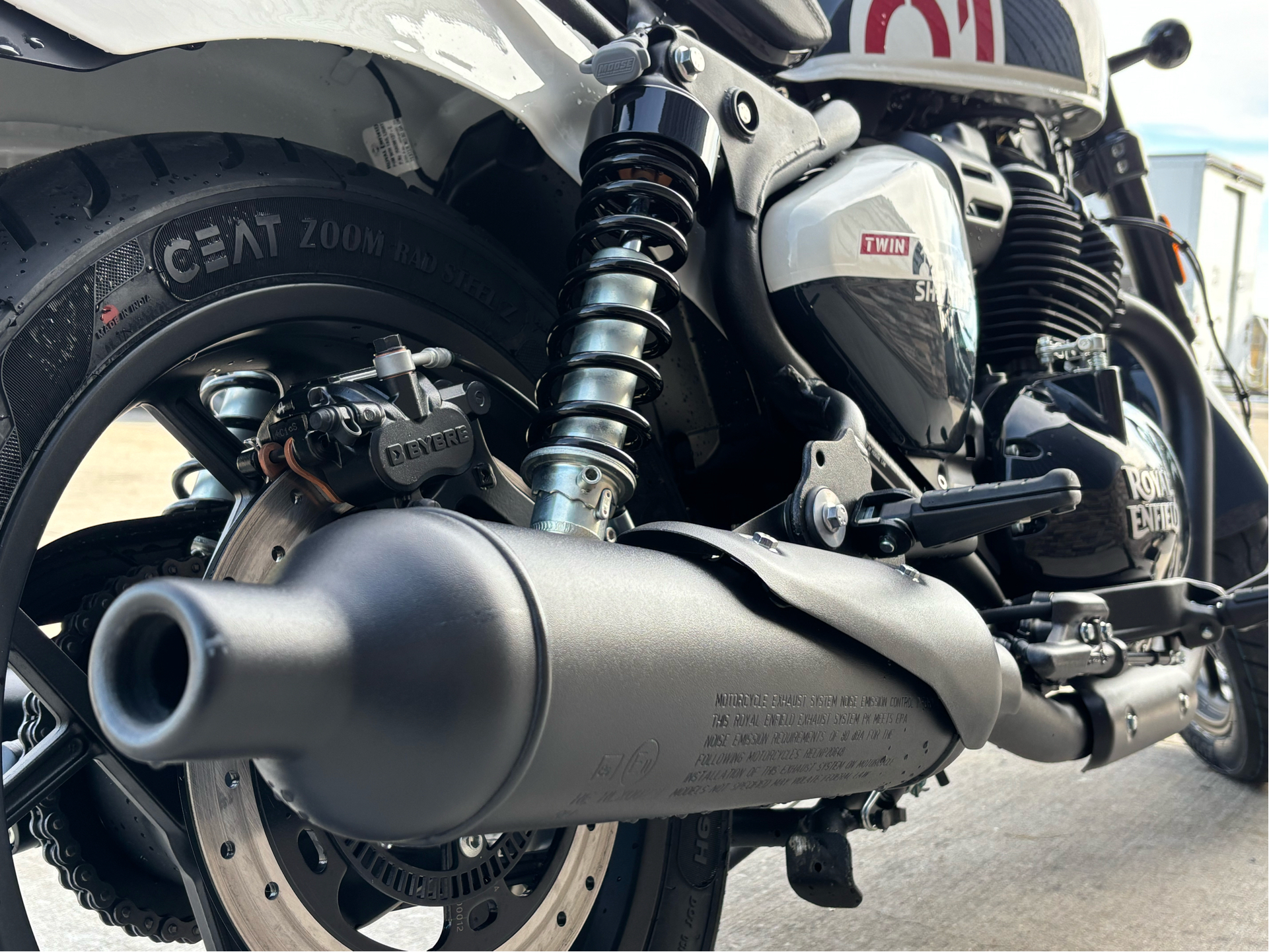 2024 Royal Enfield Shotgun 650 in Columbia, Missouri - Photo 8