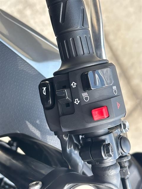 2025 Kawasaki Ninja 500 SE ABS in Columbia, Missouri - Photo 6