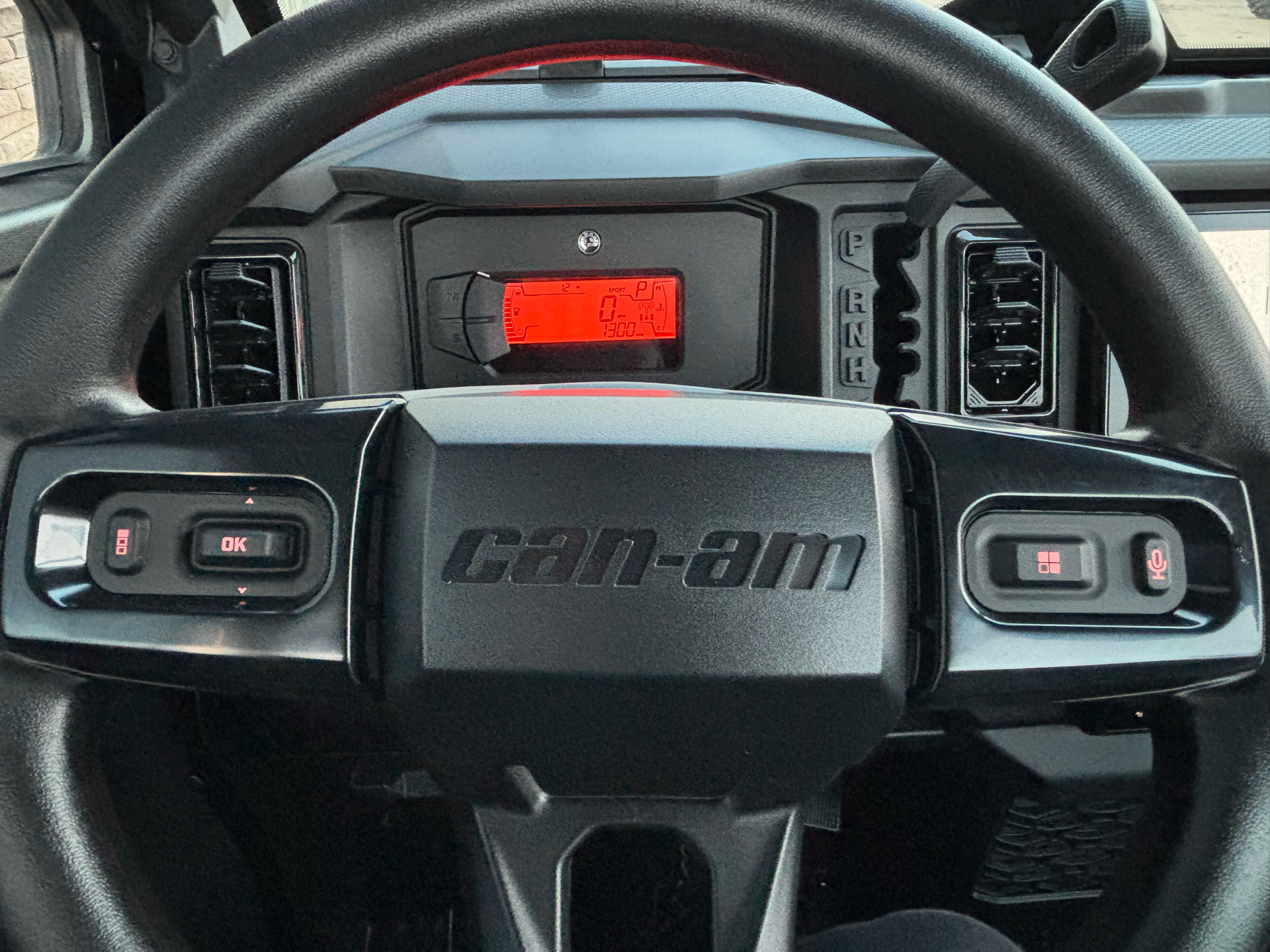 2026 Can-Am Defender XT CAB HD11 in Columbia, Missouri - Photo 12