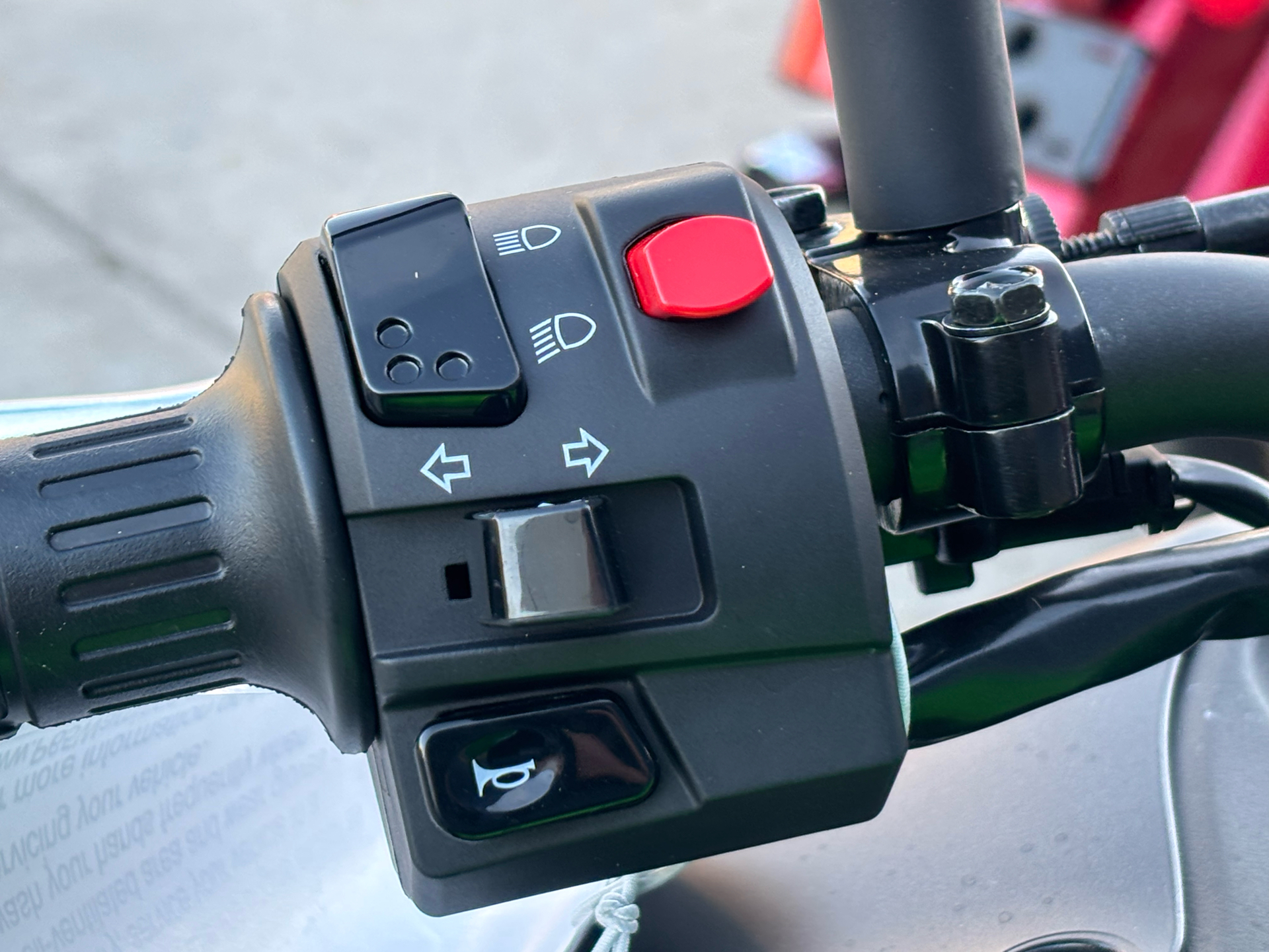 2025 Kawasaki Versys-X 300 ABS in Columbia, Missouri - Photo 12