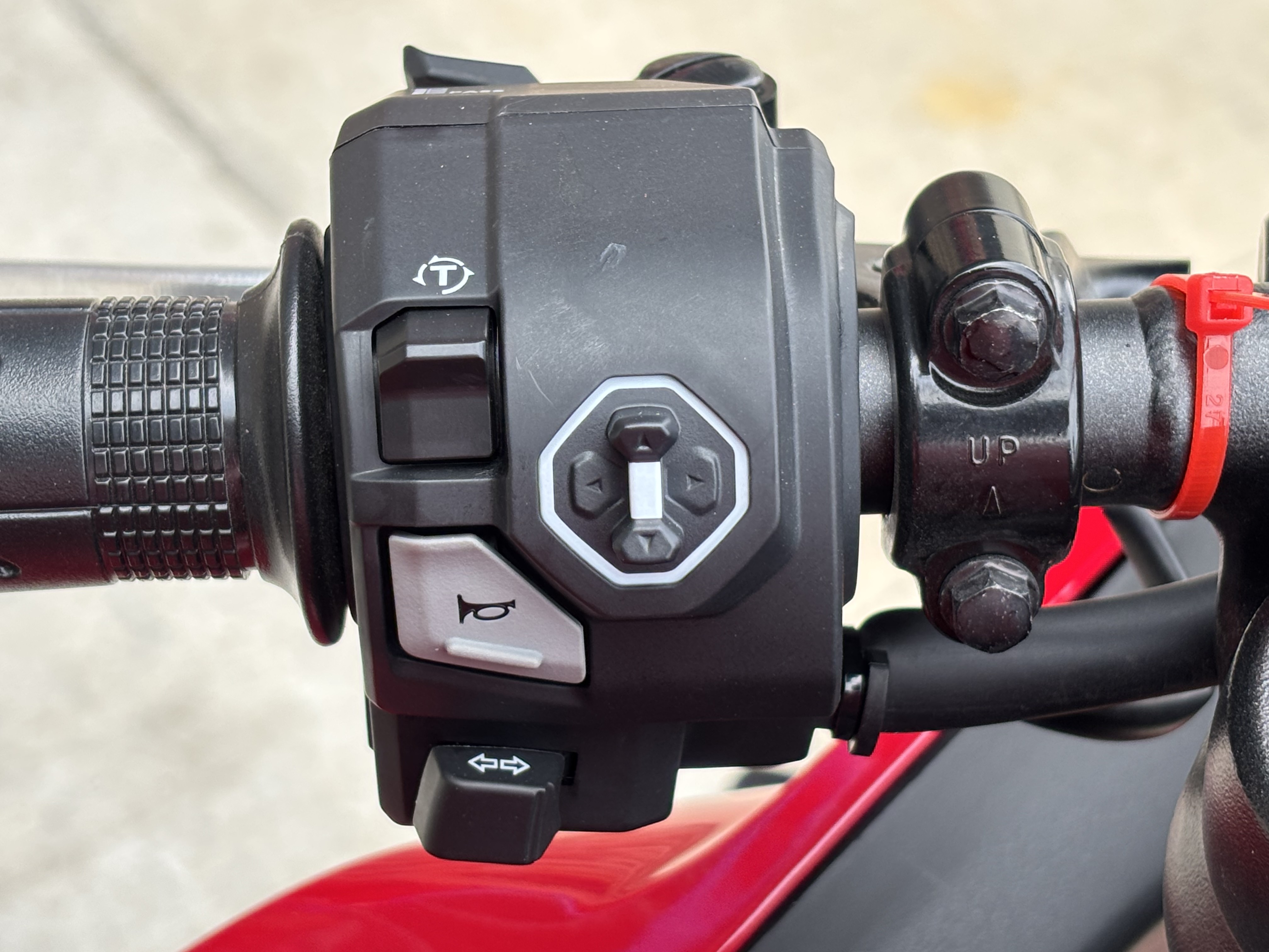 2024 Honda CBR650R ABS in Columbia, Missouri - Photo 12