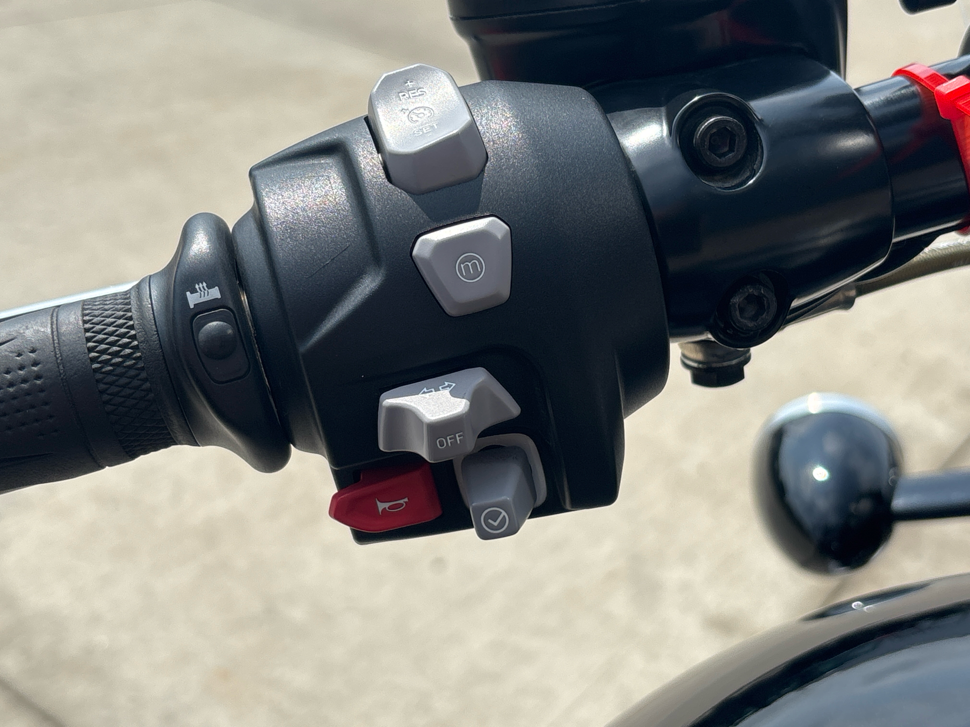 2020 Triumph Rocket 3 GT in Columbia, Missouri - Photo 9