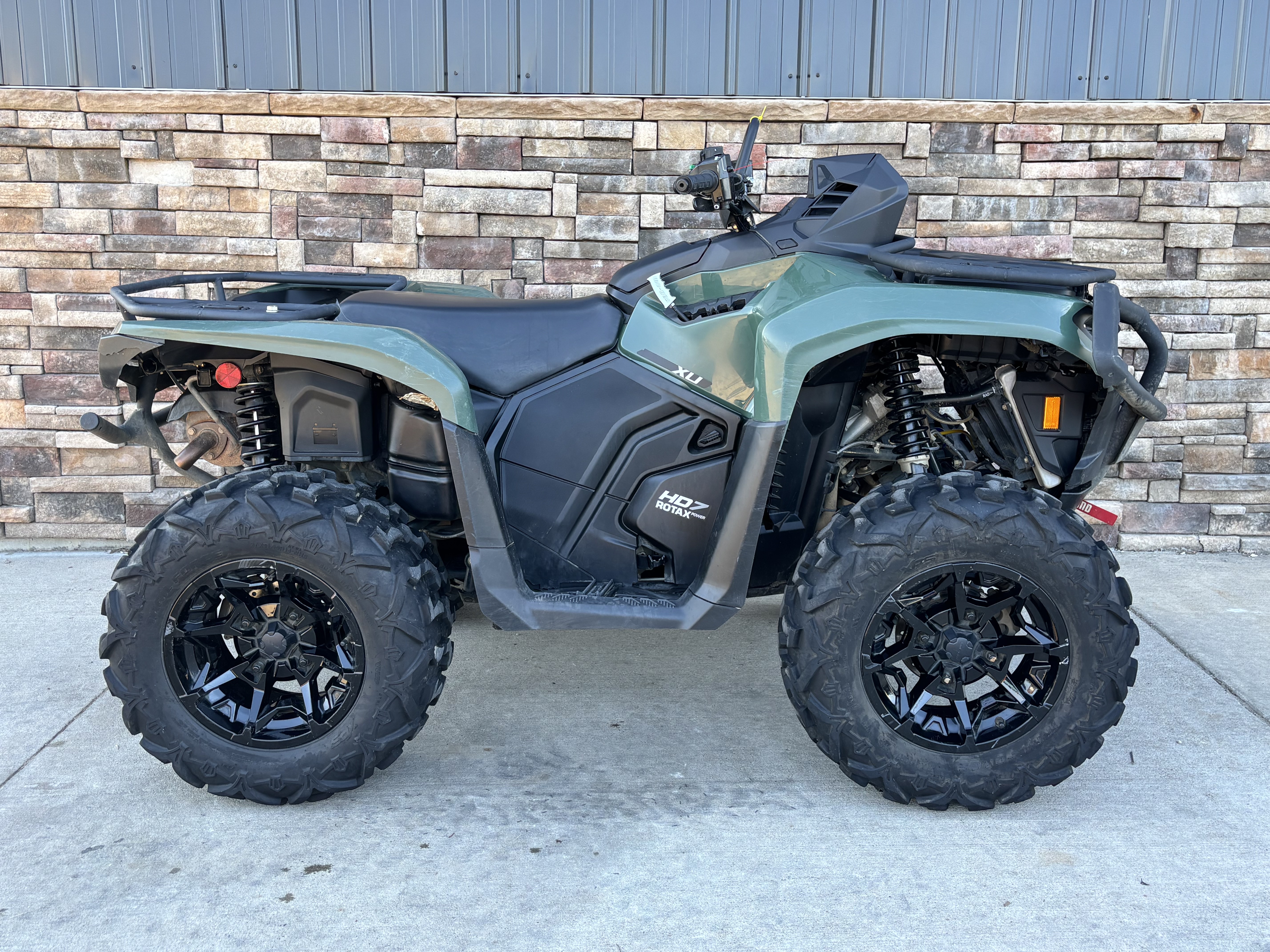 2024 Can-Am Outlander PRO XU HD7 in Columbia, Missouri - Photo 1