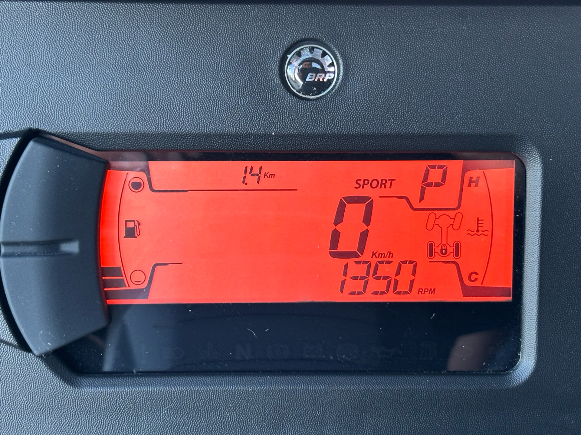 2026 Can-Am Defender XT HD11 in Columbia, Missouri - Photo 9