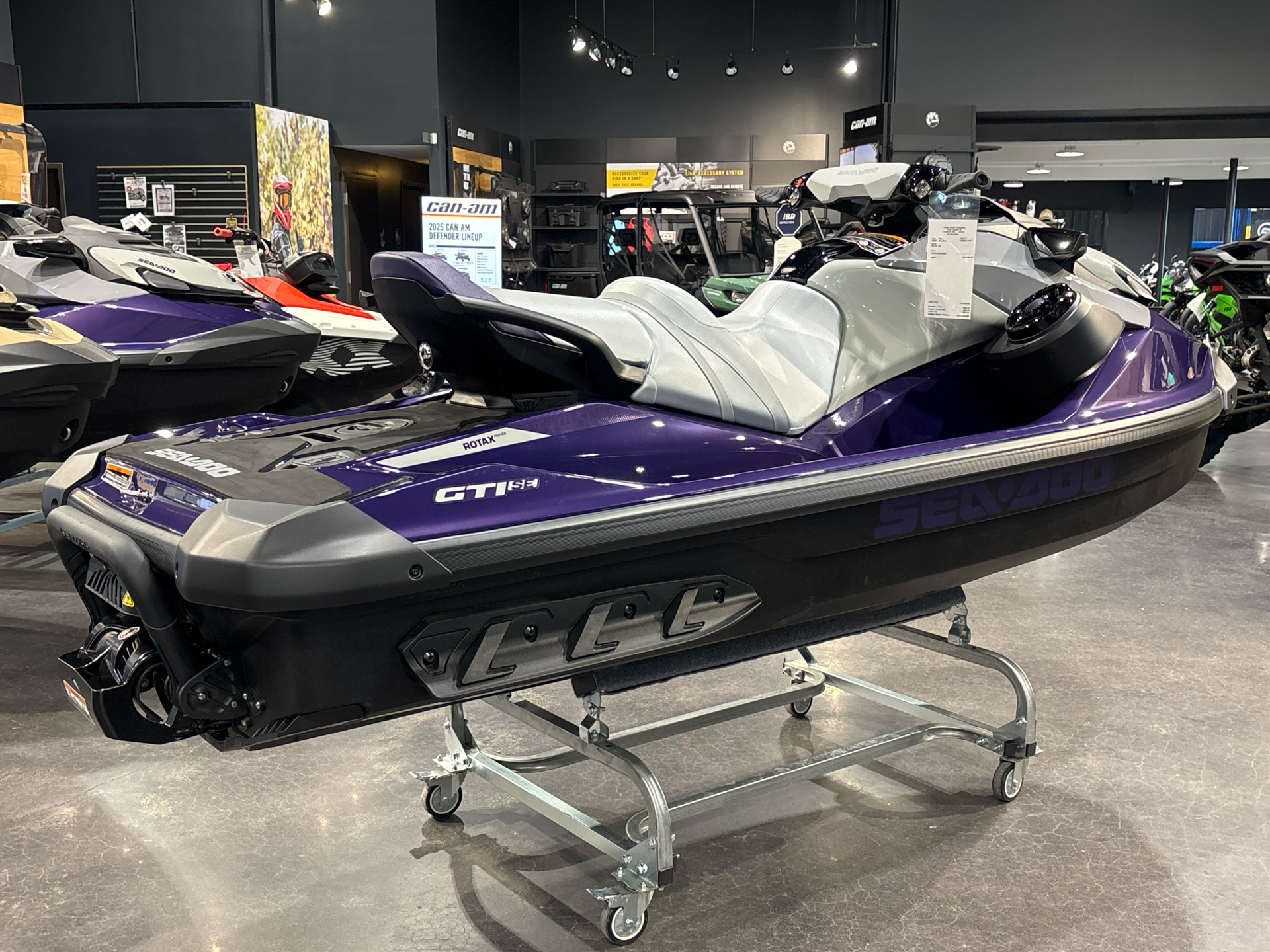 2025 Sea-Doo GTI SE 170 + Tech Package, audio, iDF, iBR in Columbia, Missouri - Photo 3