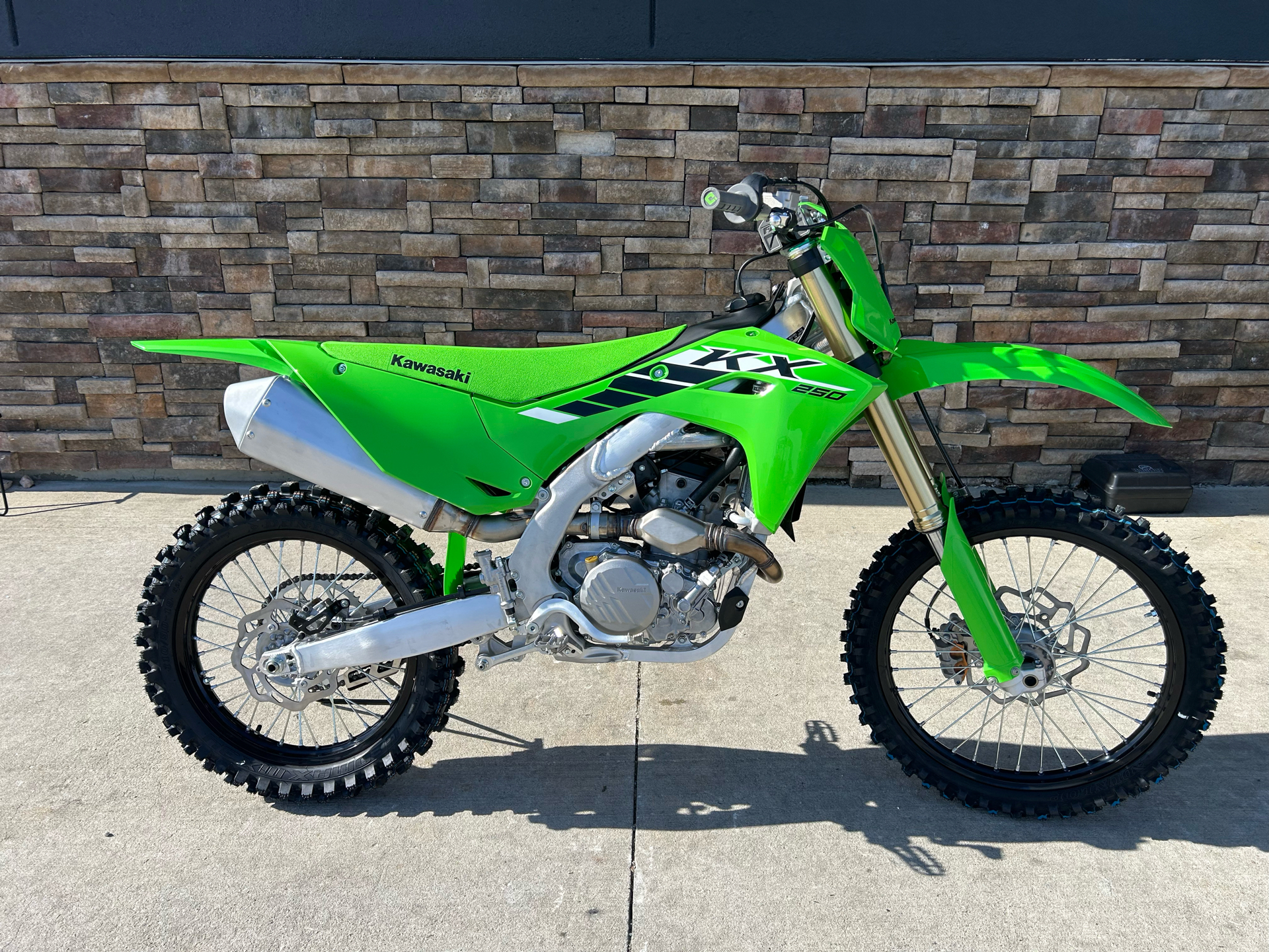 2025 Kawasaki KX 450 in Columbia, Missouri - Photo 8