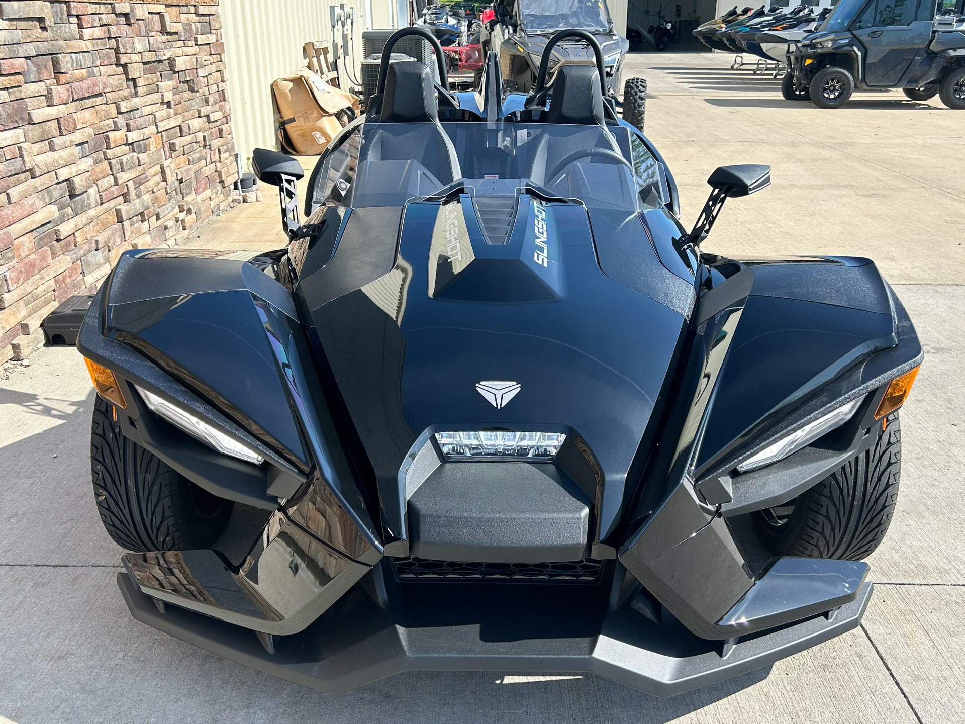 2024 Slingshot Slingshot S w/ Technology Package 1 - AutoDrive in Columbia, Missouri - Photo 2