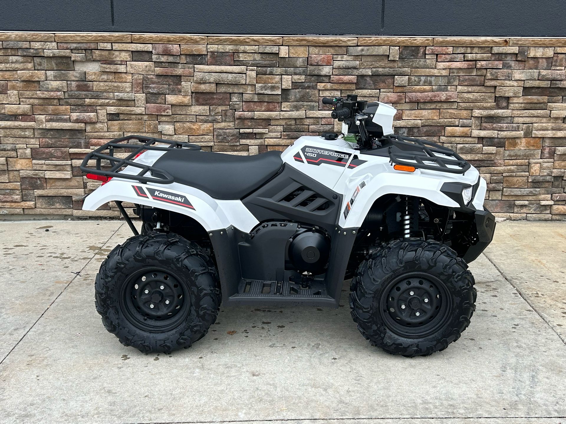 2025 Kawasaki Brute Force 450 4x4 in Columbia, Missouri - Photo 1