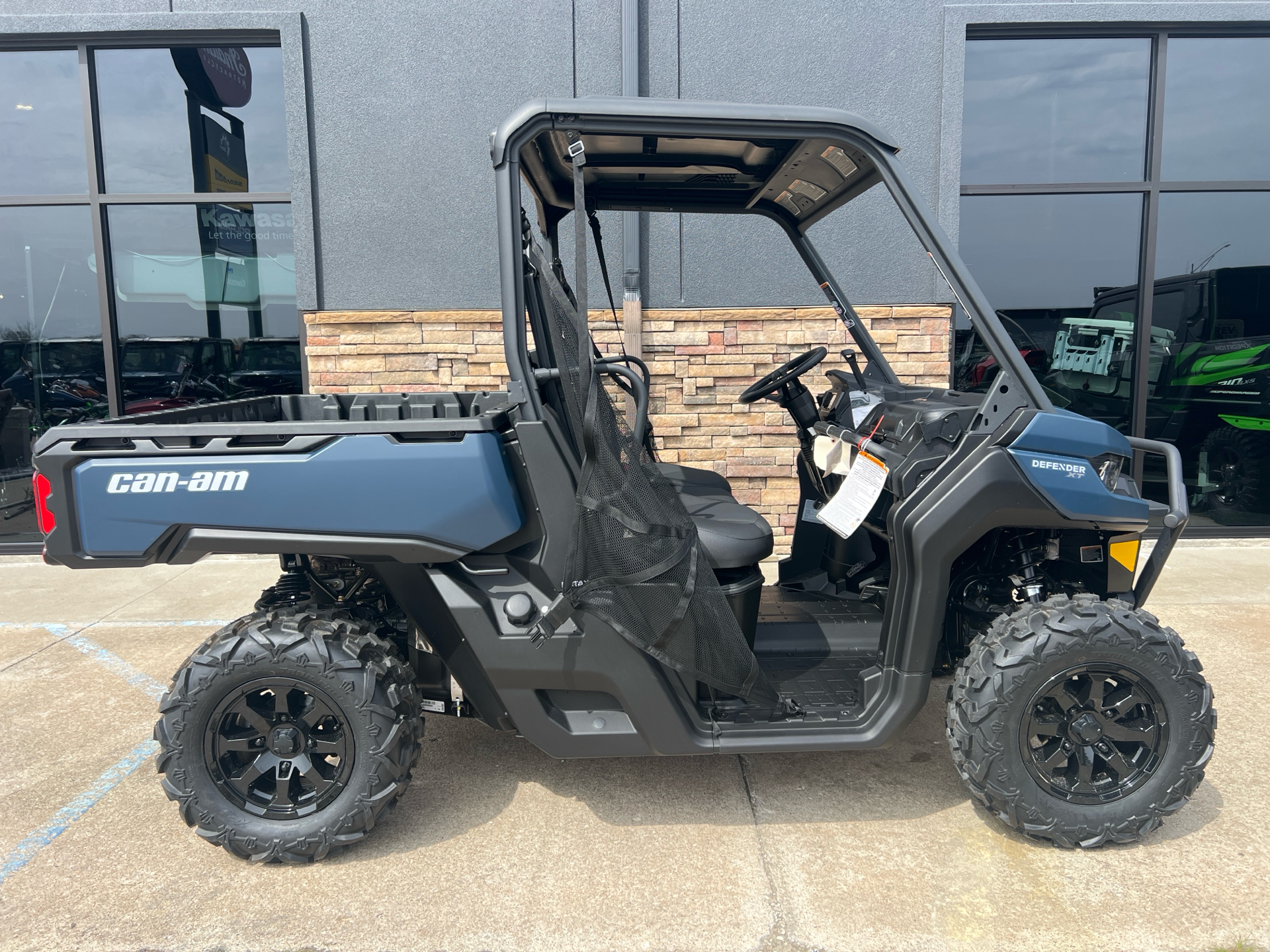 2025 Can-Am Defender XT HD7 in Columbia, Missouri - Photo 1