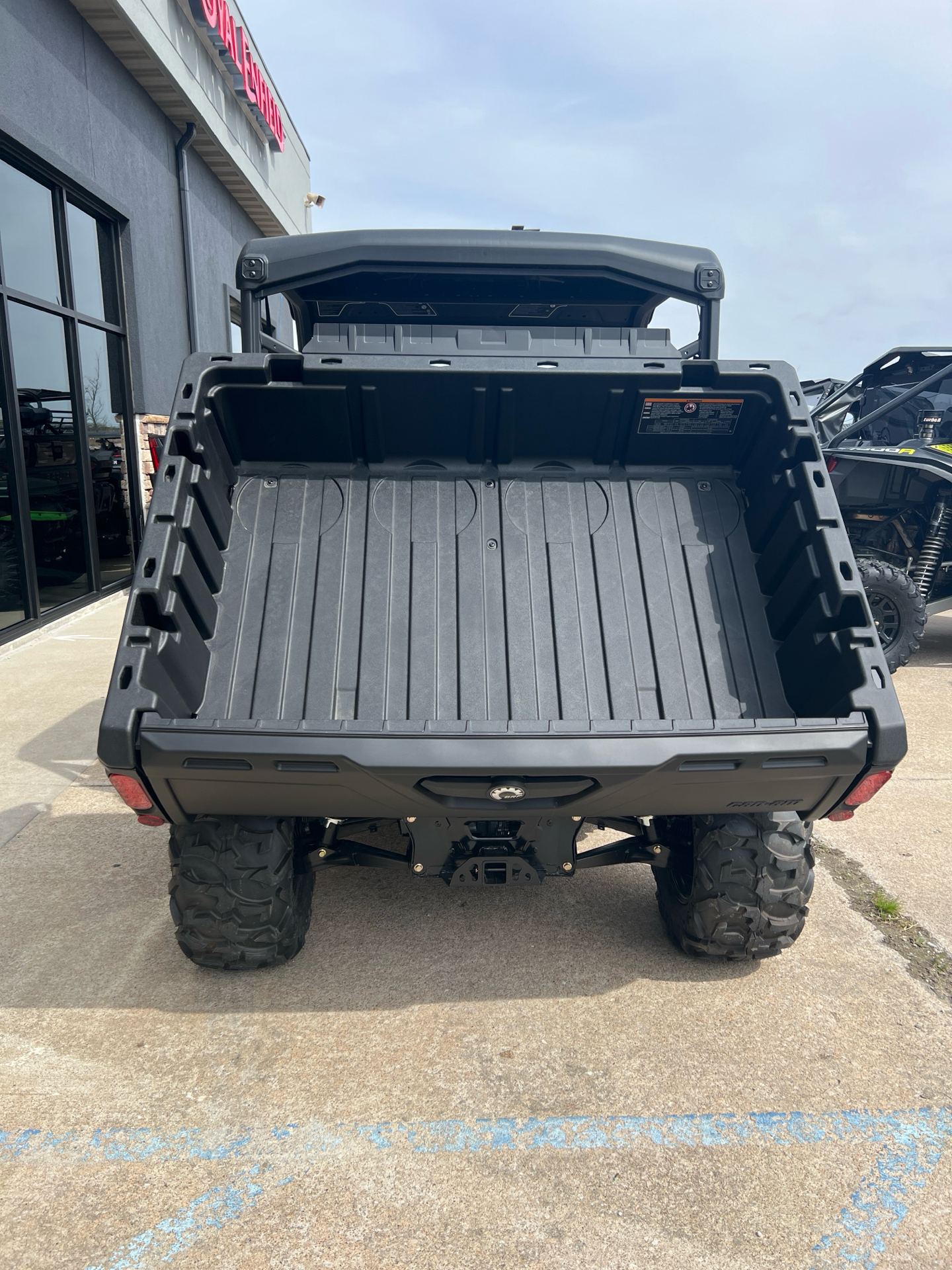 2025 Can-Am Defender XT HD7 in Columbia, Missouri - Photo 5