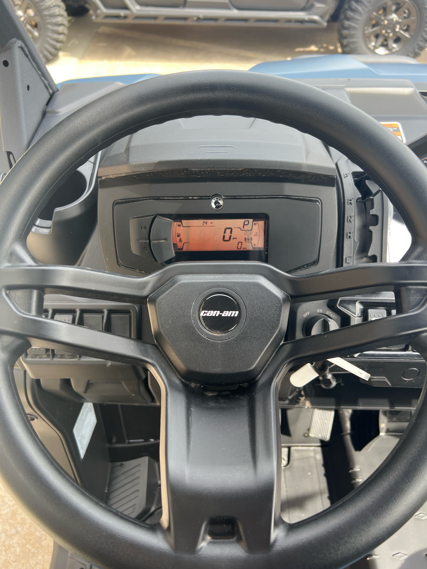 2025 Can-Am Defender XT HD7 in Columbia, Missouri - Photo 9