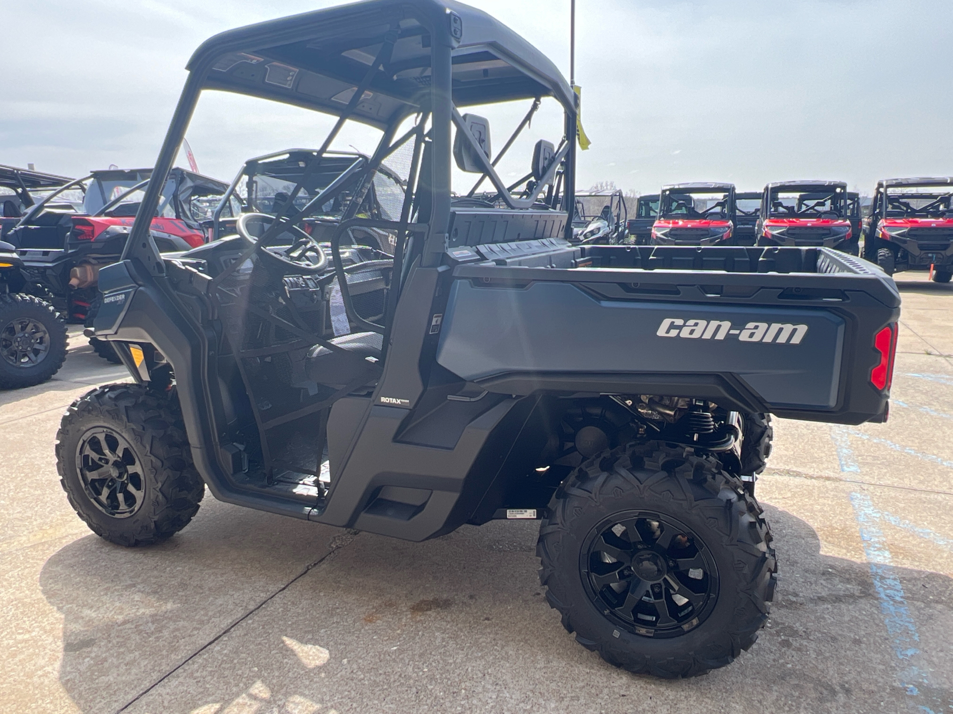 2025 Can-Am Defender XT HD7 in Columbia, Missouri - Photo 6