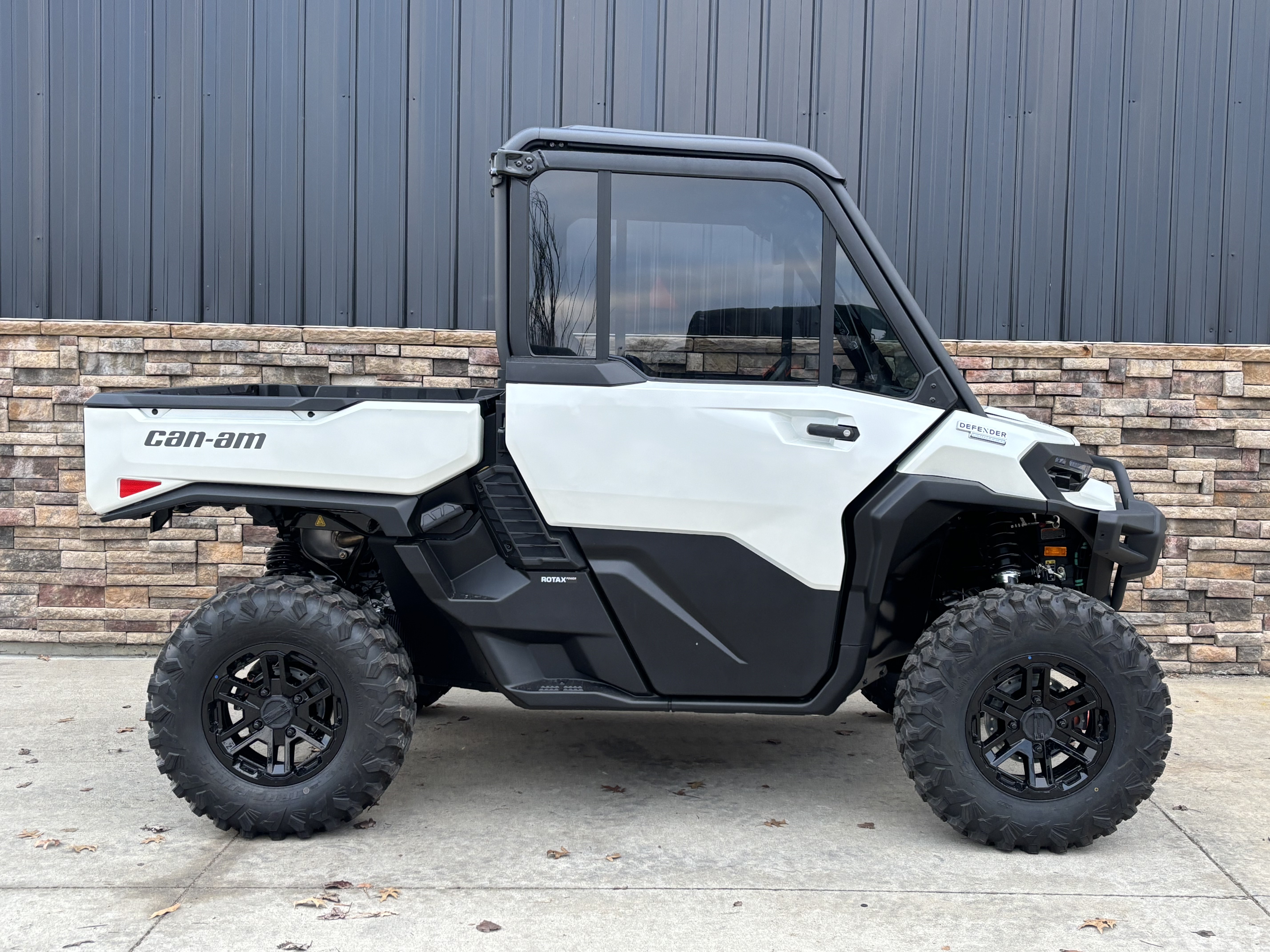 2026 Can-Am Defender Limited HD11 in Columbia, Missouri - Photo 1