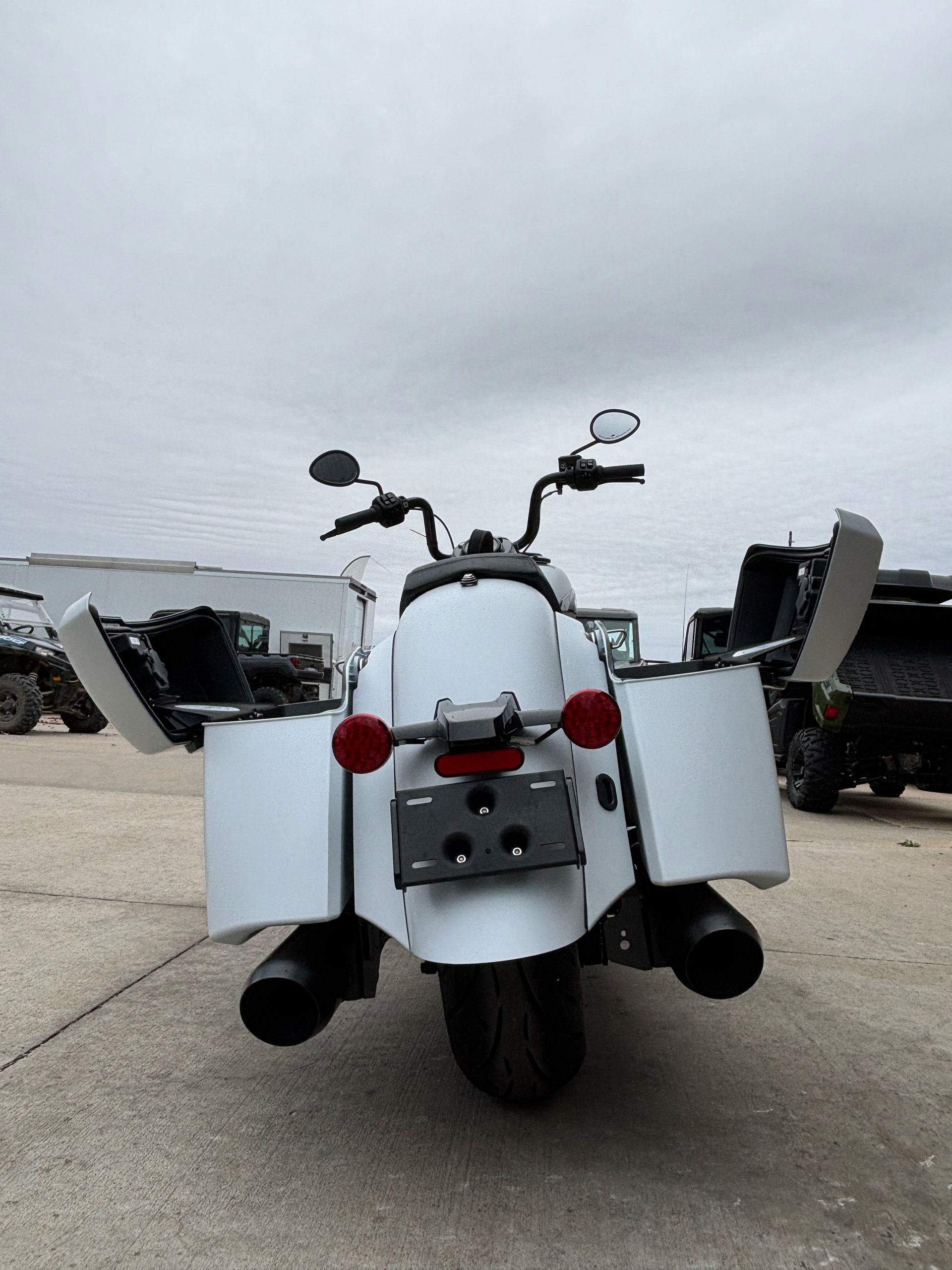 2026 Indian Motorcycle Springfield® Dark Horse® in Columbia, Missouri - Photo 7