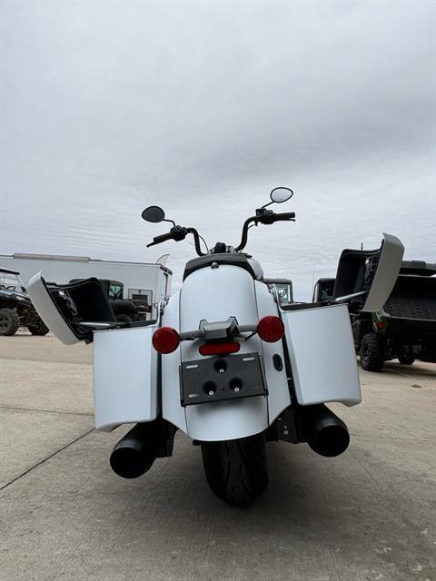 2026 Indian Motorcycle Springfield® Dark Horse® in Columbia, Missouri - Photo 7