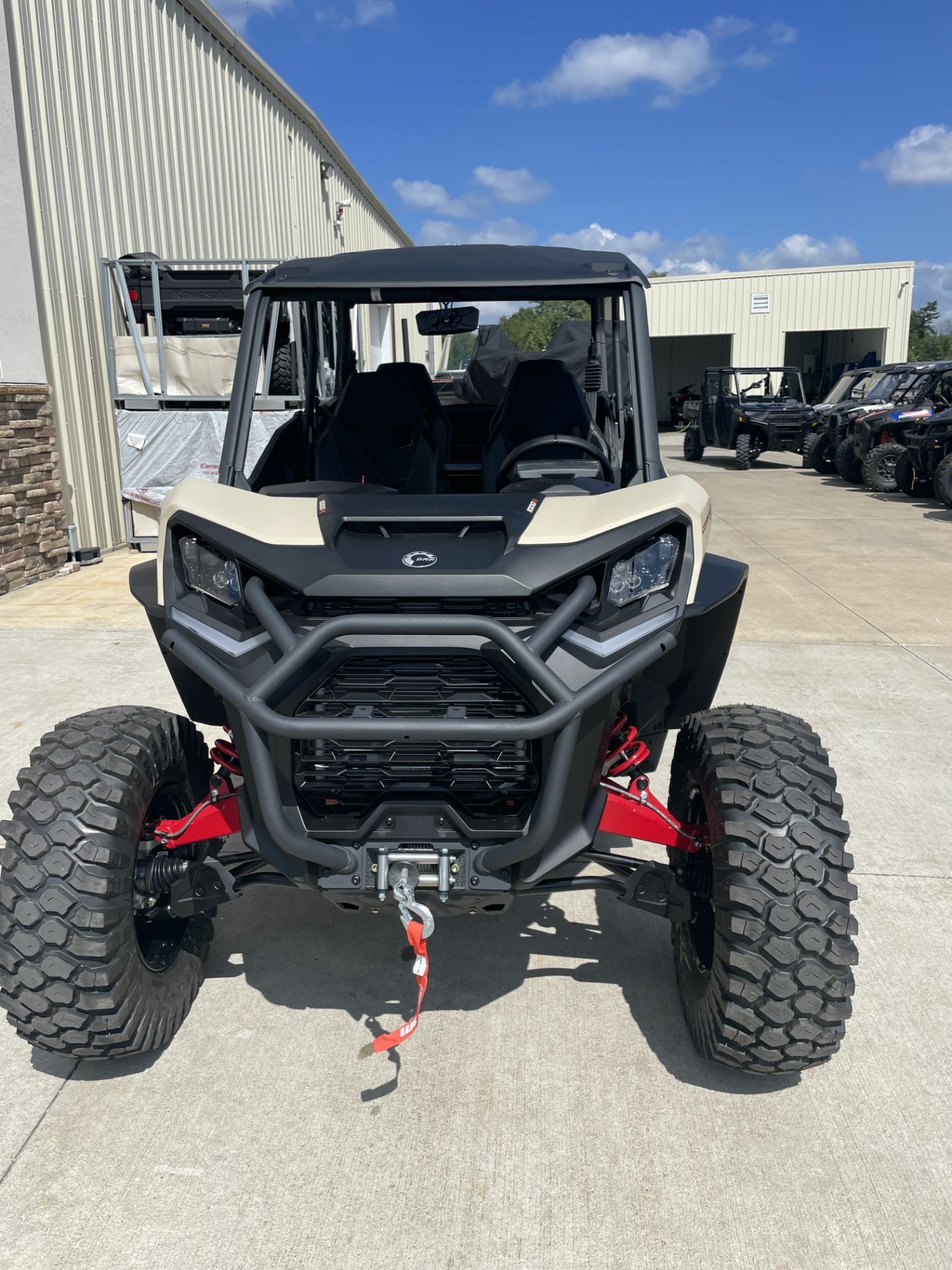 2024 Can-Am Commander MAX XT-P in Columbia, Missouri - Photo 7