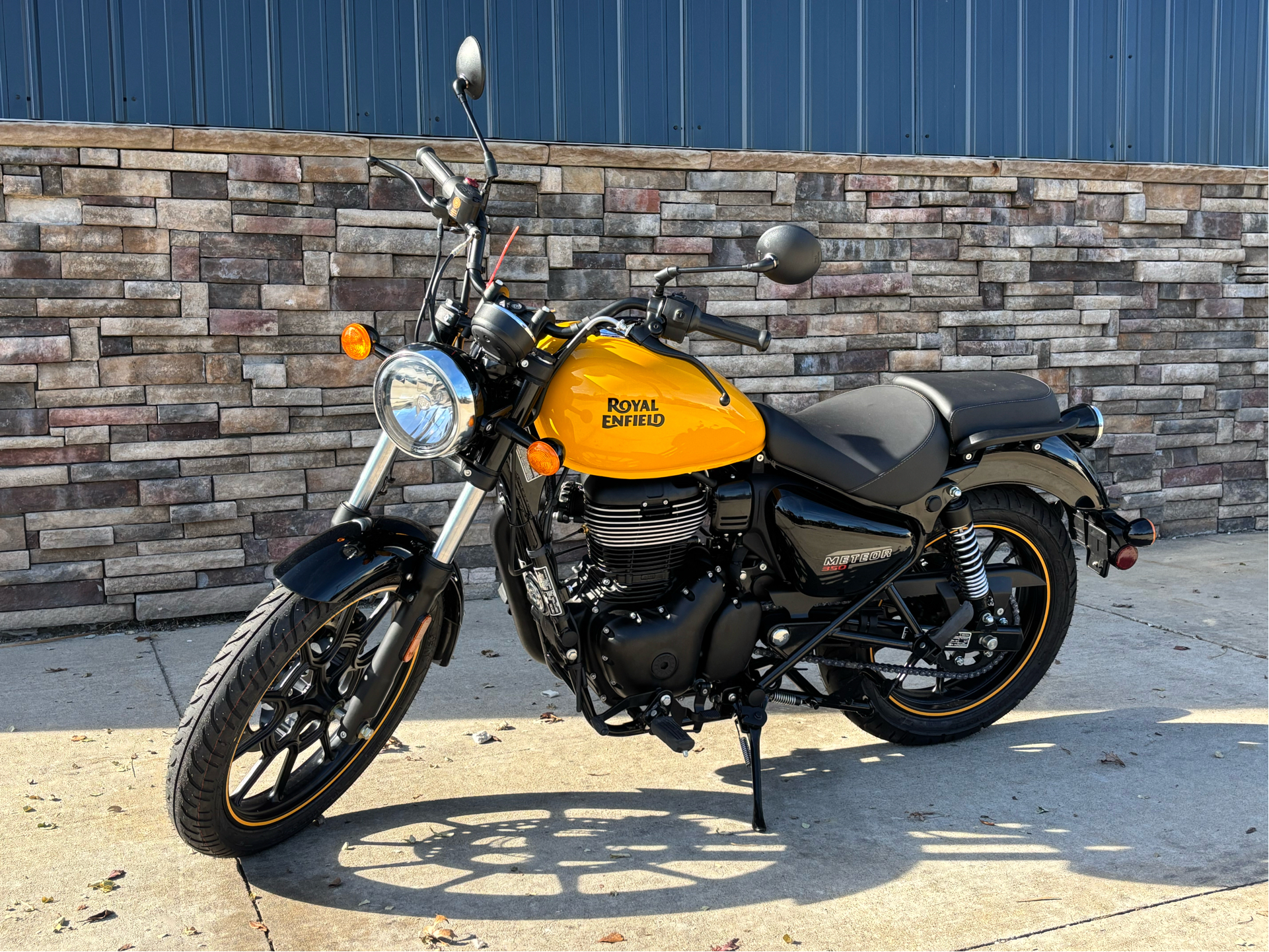 2024 Royal Enfield Meteor 350 in Columbia, Missouri - Photo 2