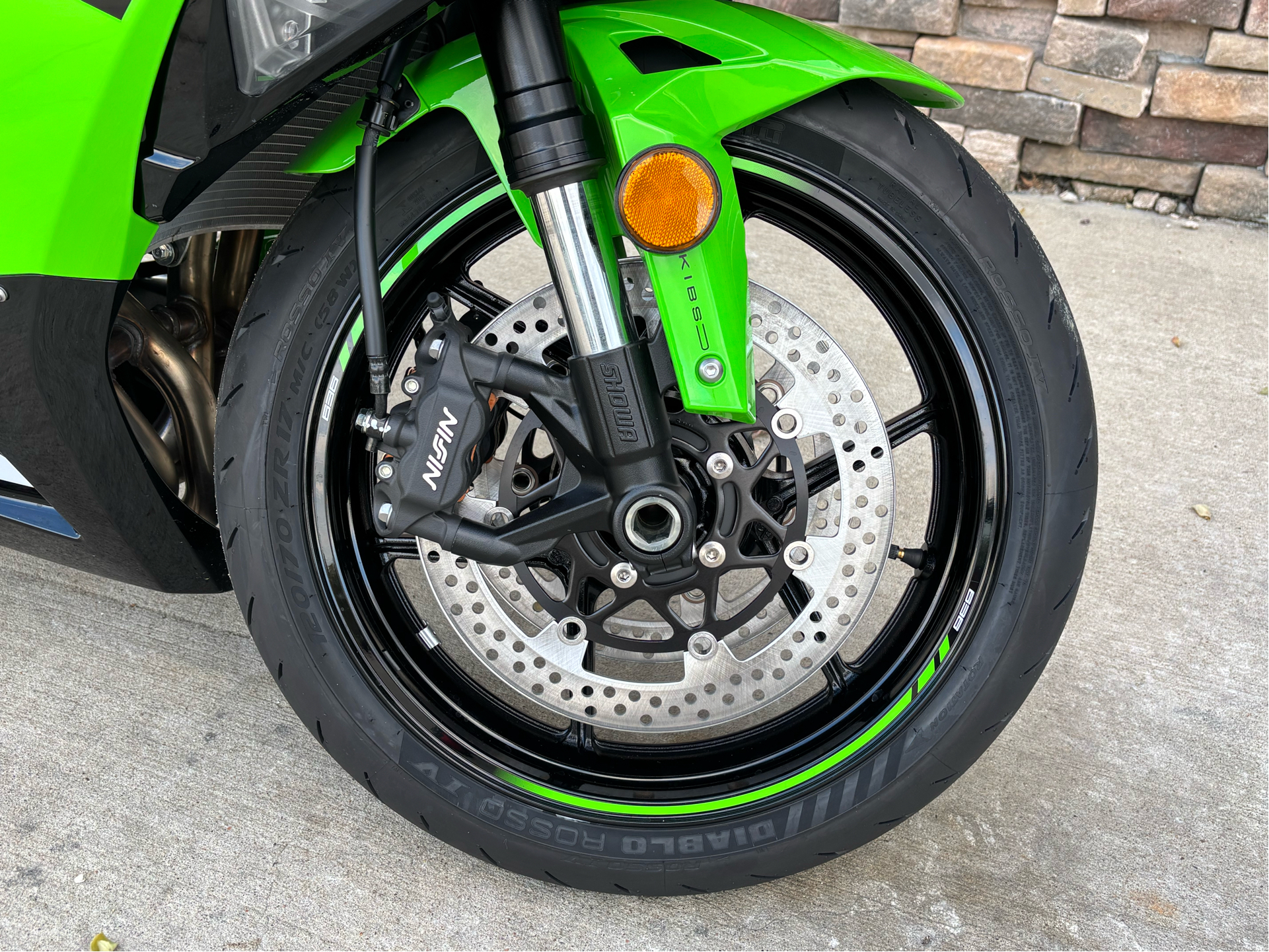 2025 Kawasaki Ninja ZX-6R KRT Edition ABS in Columbia, Missouri - Photo 12