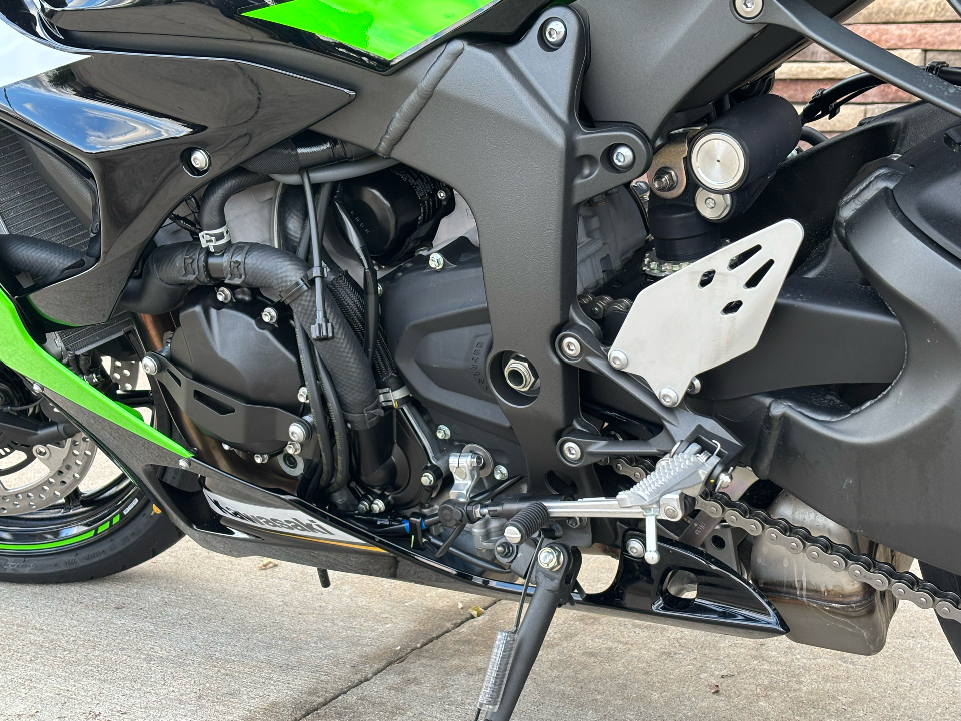 2025 Kawasaki Ninja ZX-6R KRT Edition ABS in Columbia, Missouri - Photo 14