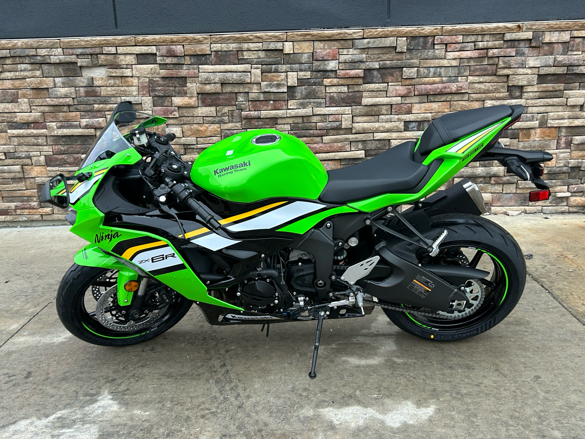 2025 Kawasaki Ninja ZX-6R KRT Edition ABS in Columbia, Missouri - Photo 1