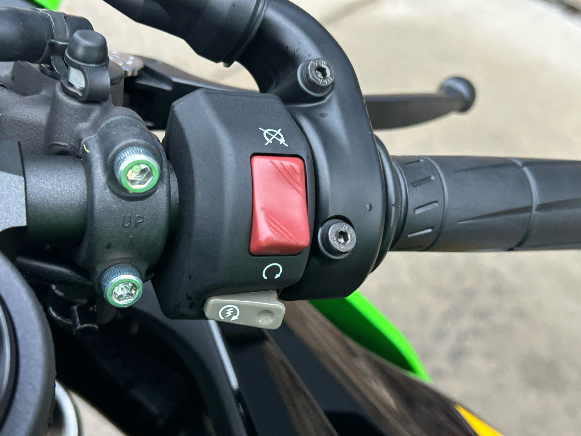 2025 Kawasaki Ninja ZX-6R KRT Edition ABS in Columbia, Missouri - Photo 6