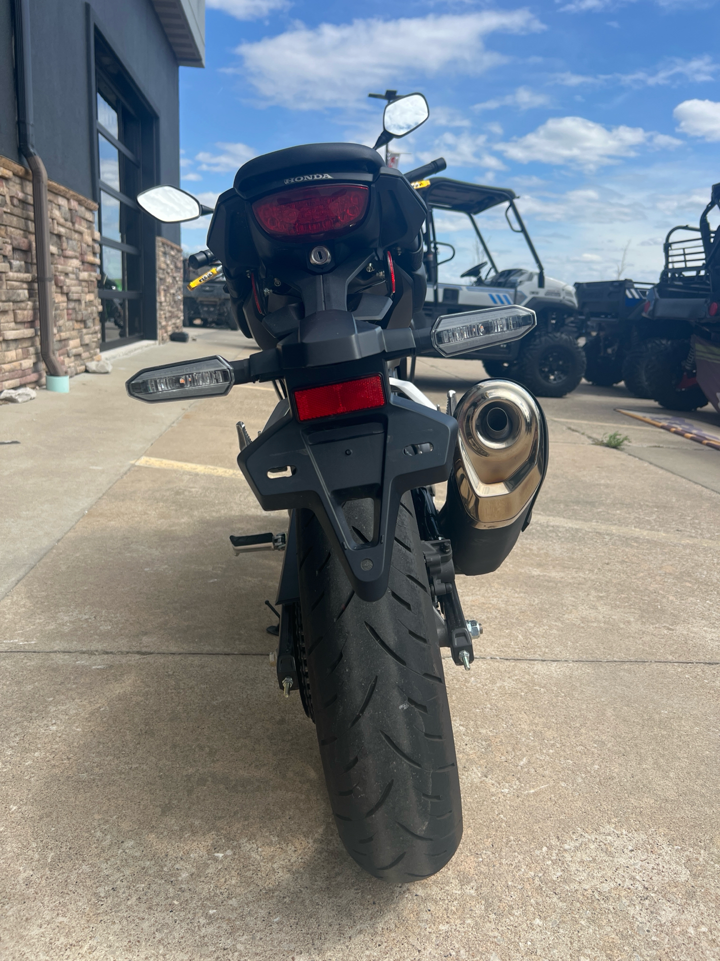 2022 Honda CB300R ABS in Columbia, Missouri - Photo 3