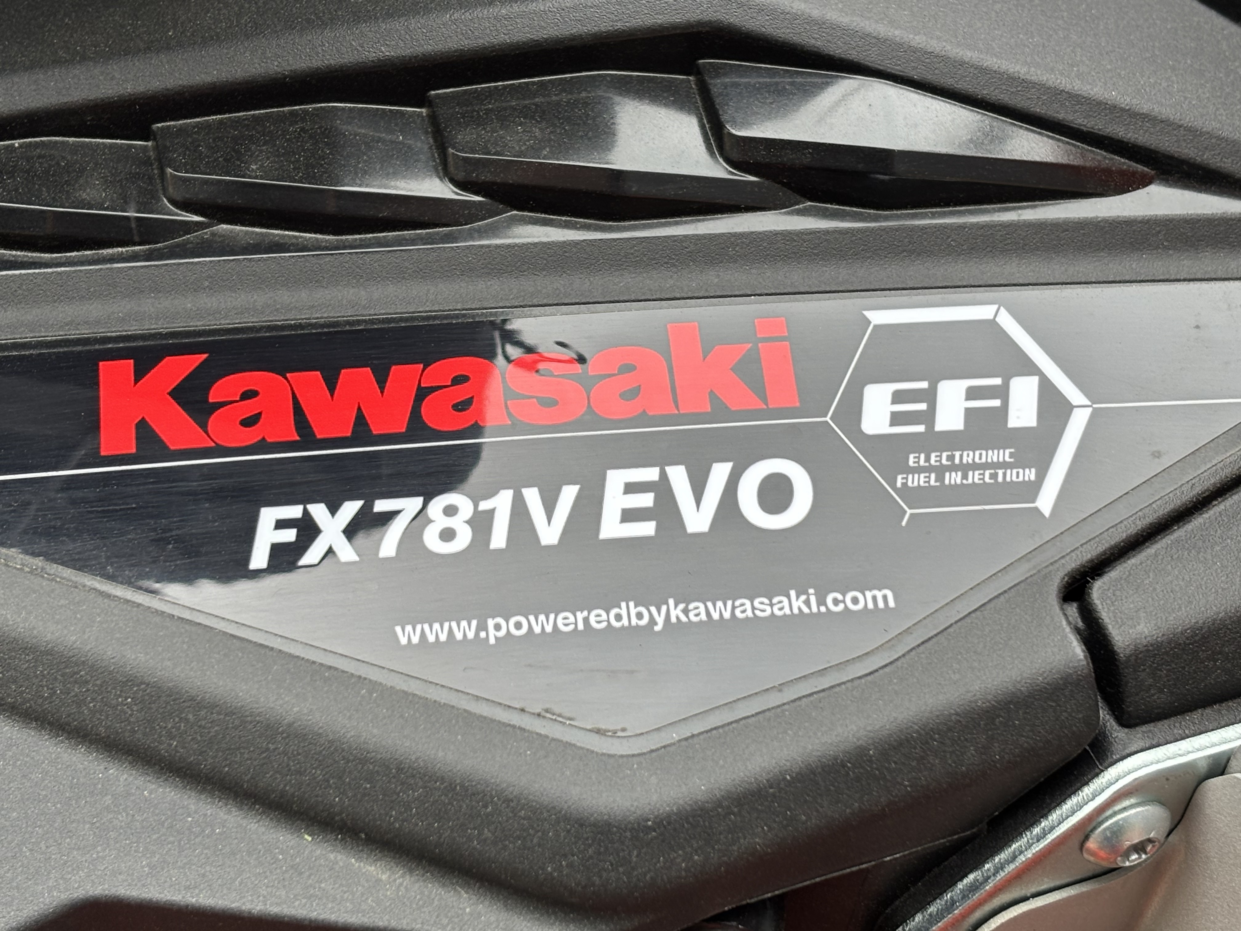 2026 Bad Boy Mowers Revolt 61 in. Kawasaki FX781V EVO EFI 31 hp in Columbia, Missouri - Photo 10