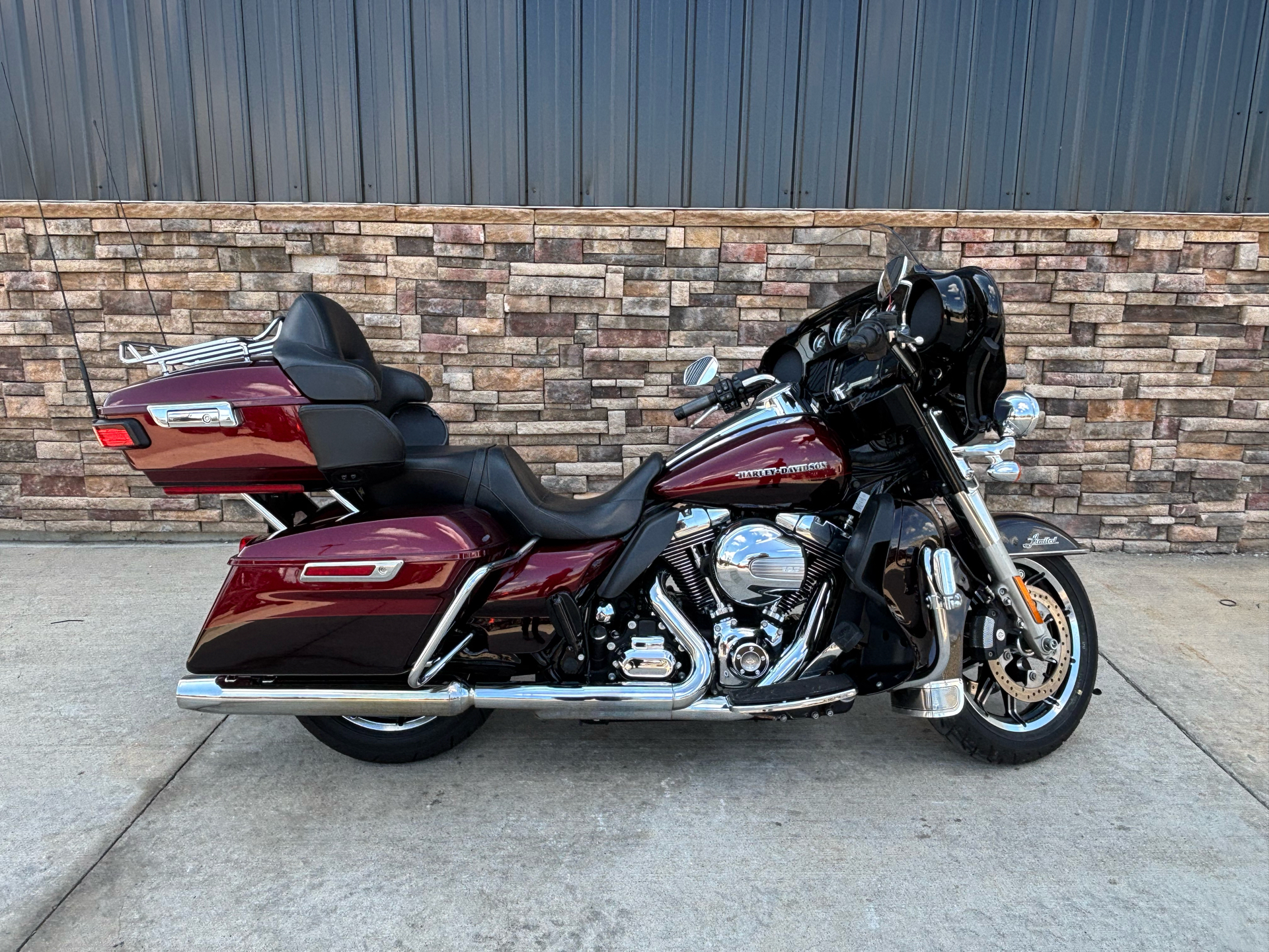 2015 Harley-Davidson Ultra Limited Low in Columbia, Missouri - Photo 1
